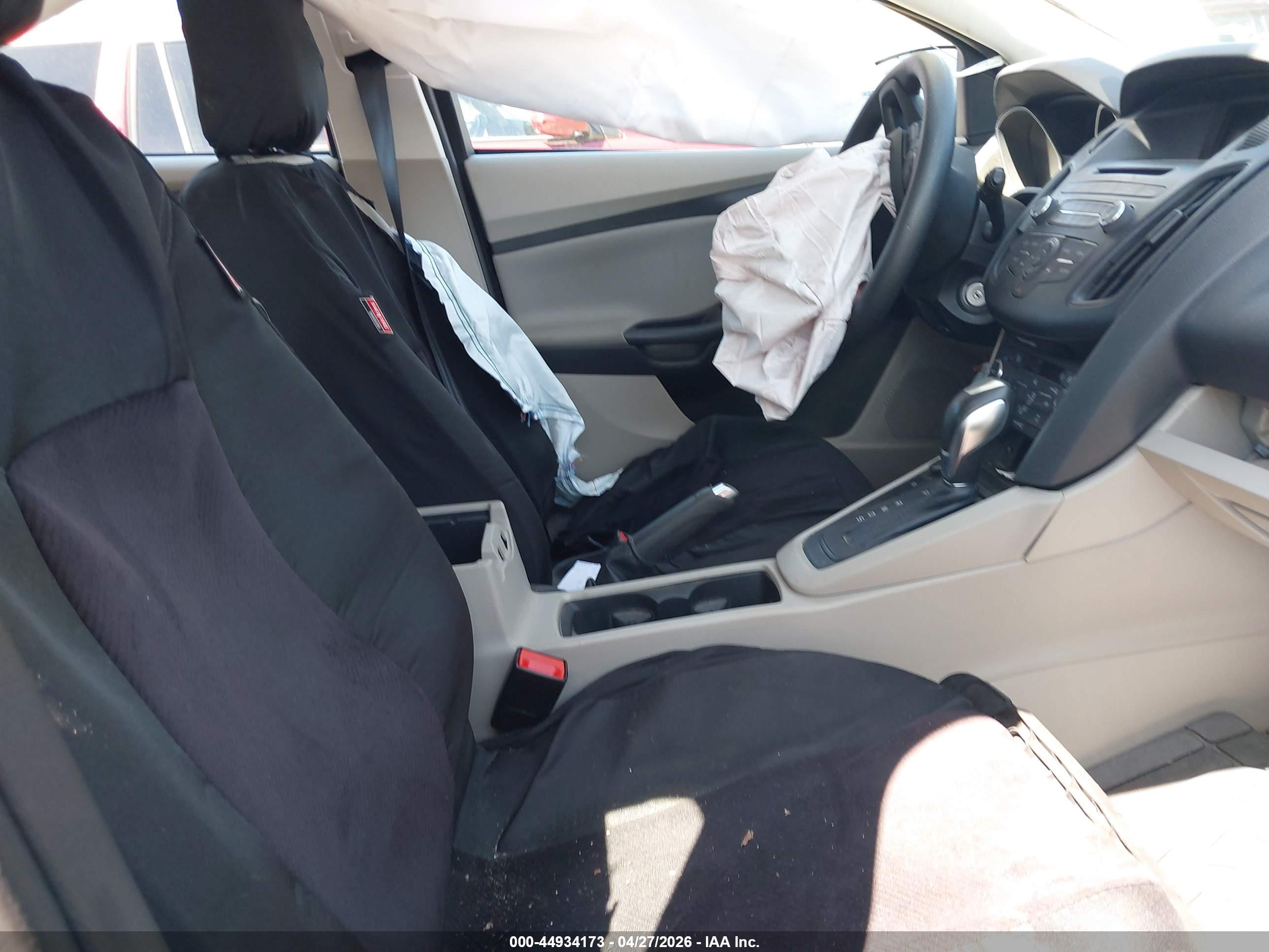 FORD FOCUS image 5
