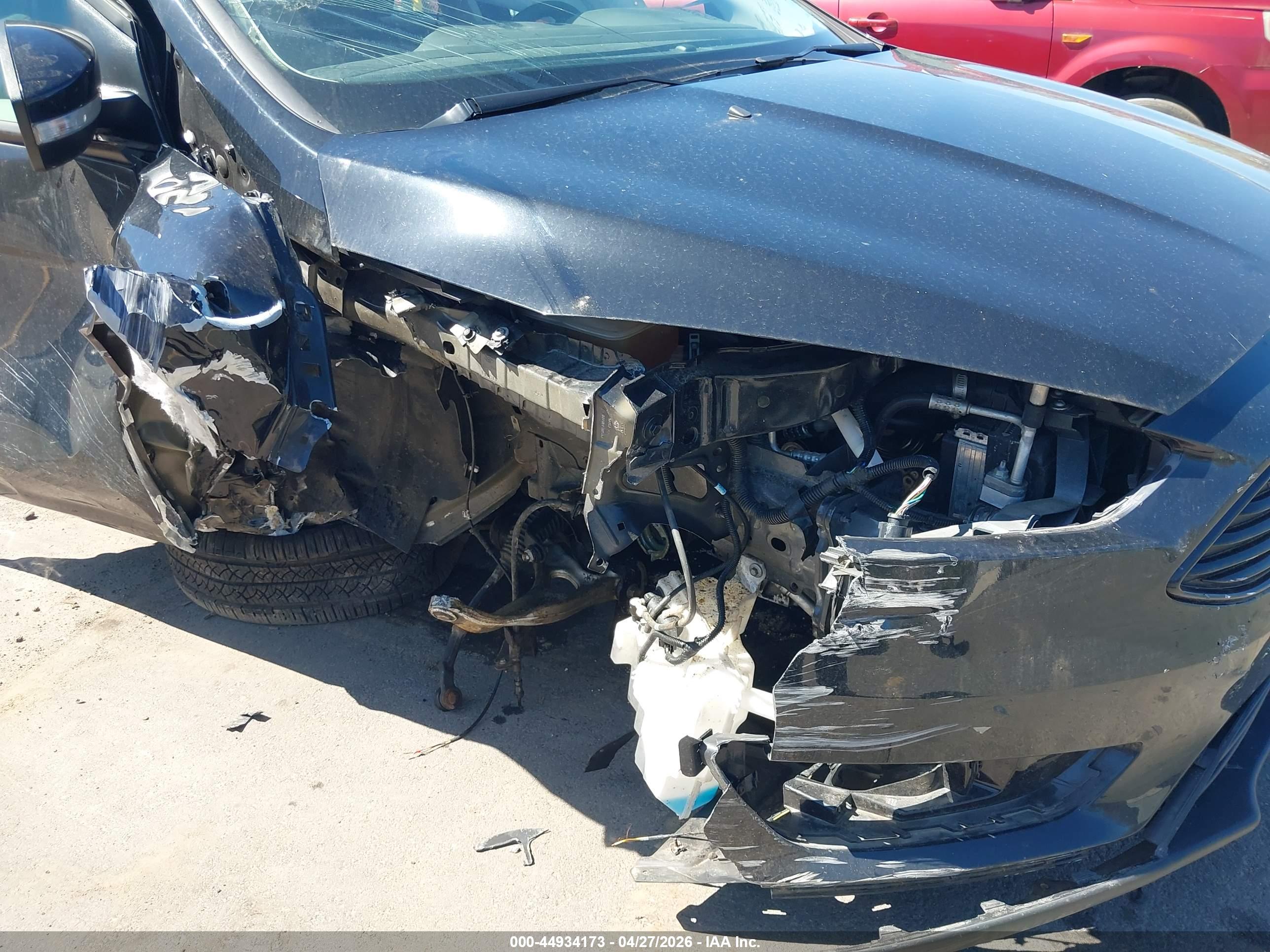 FORD FOCUS image 6
