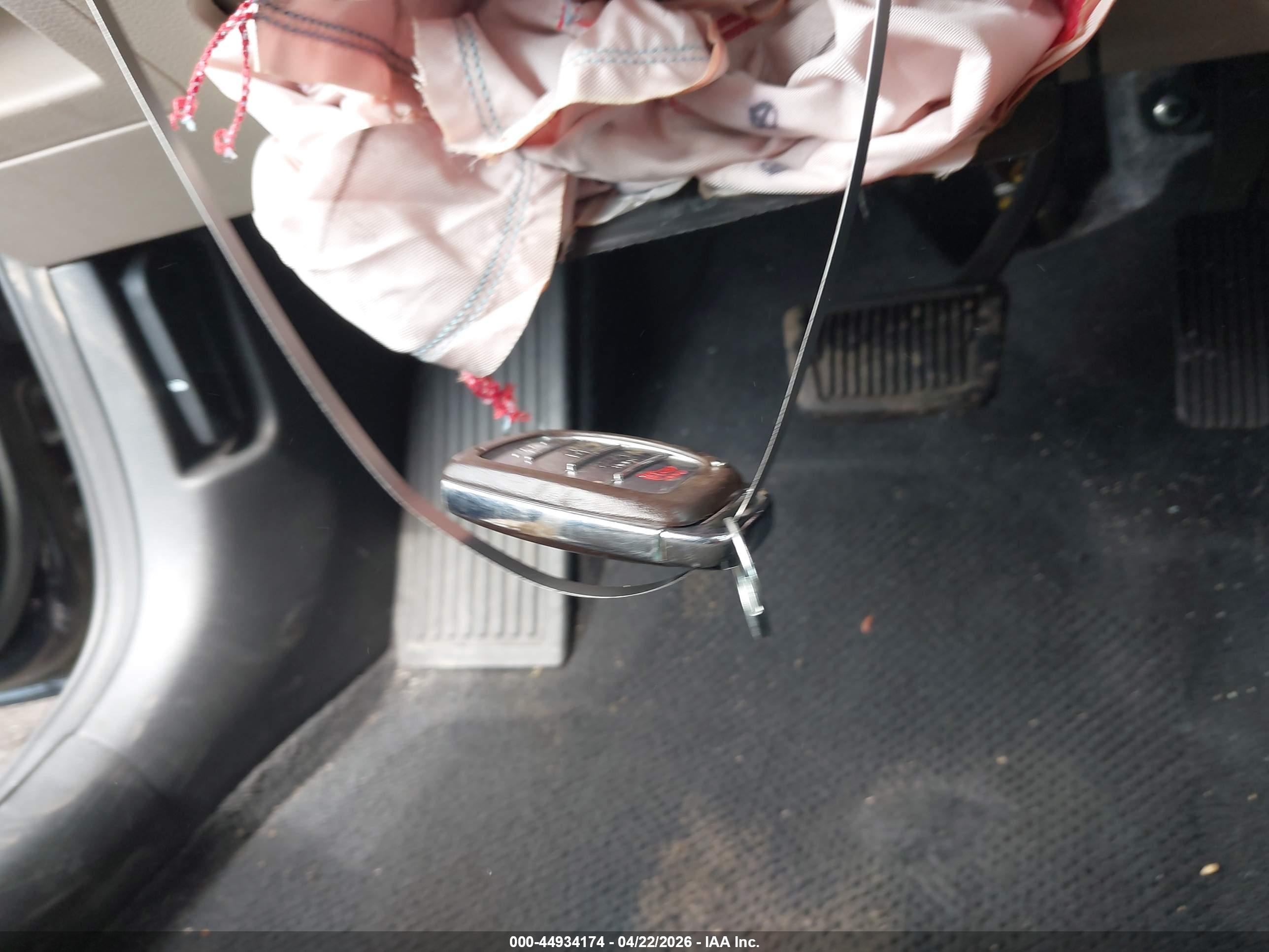 HYUNDAI ELANTRA image 11