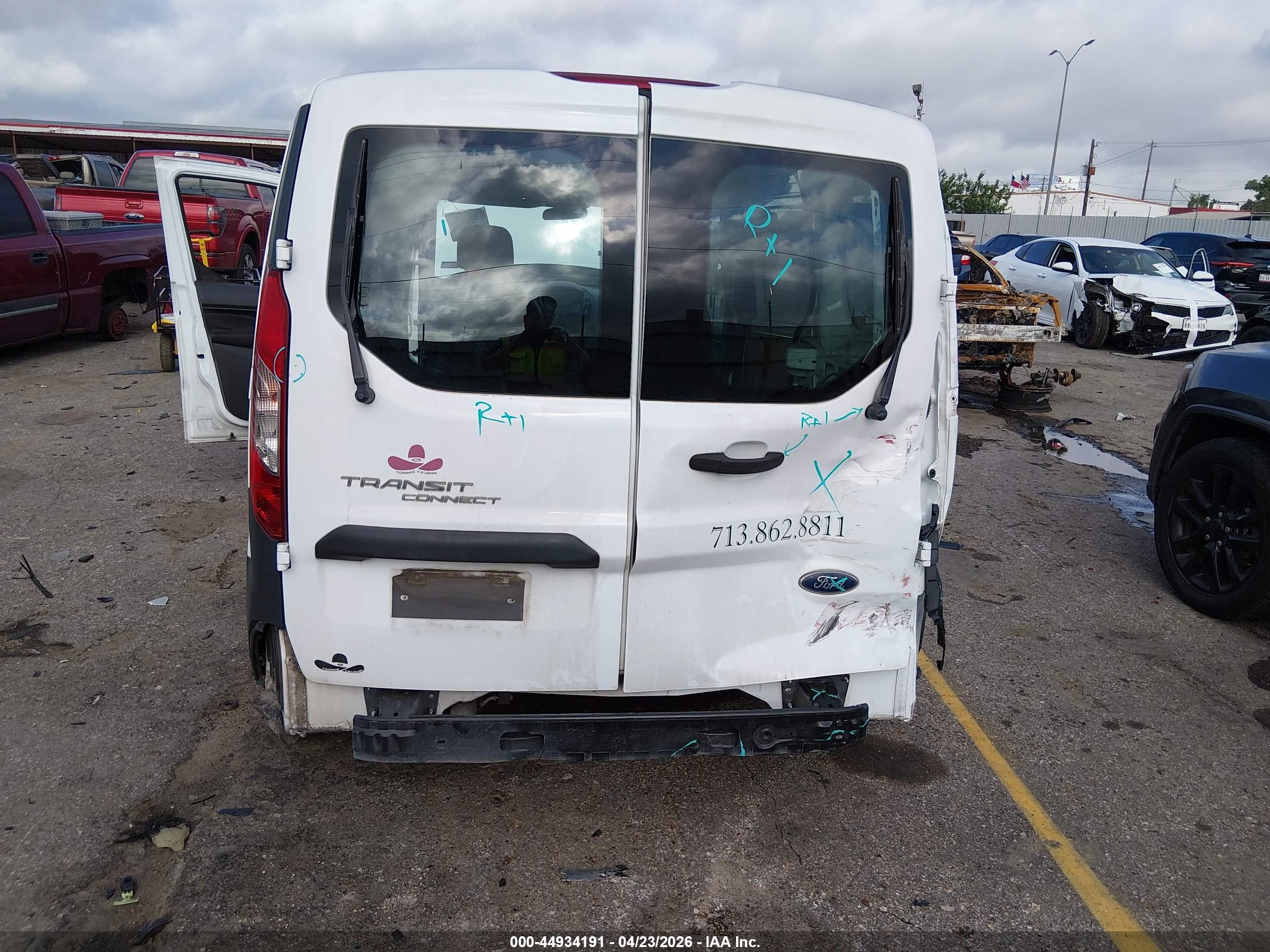 FORD TRANSIT image 6