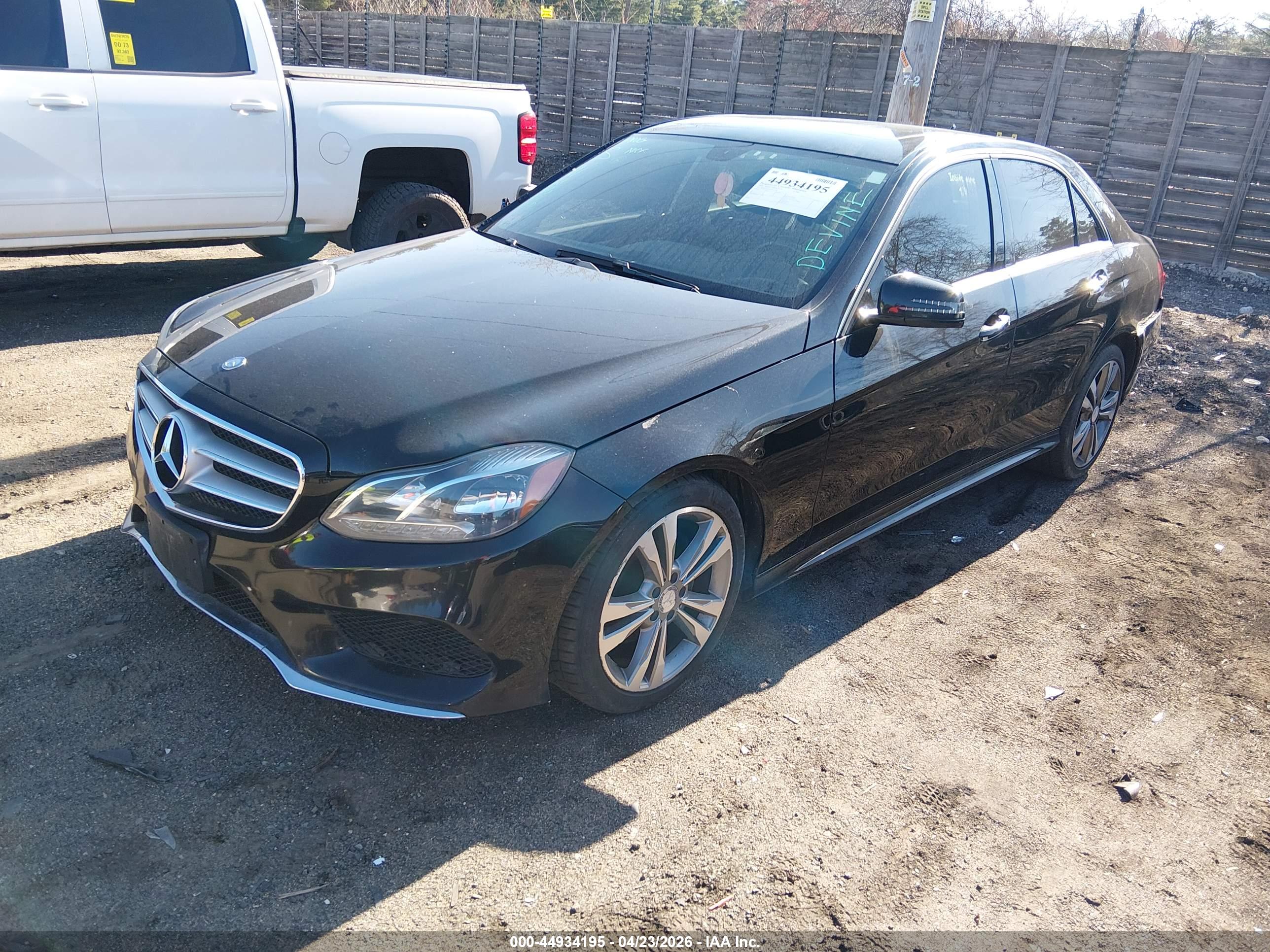 MERCEDES-BENZ E image 2