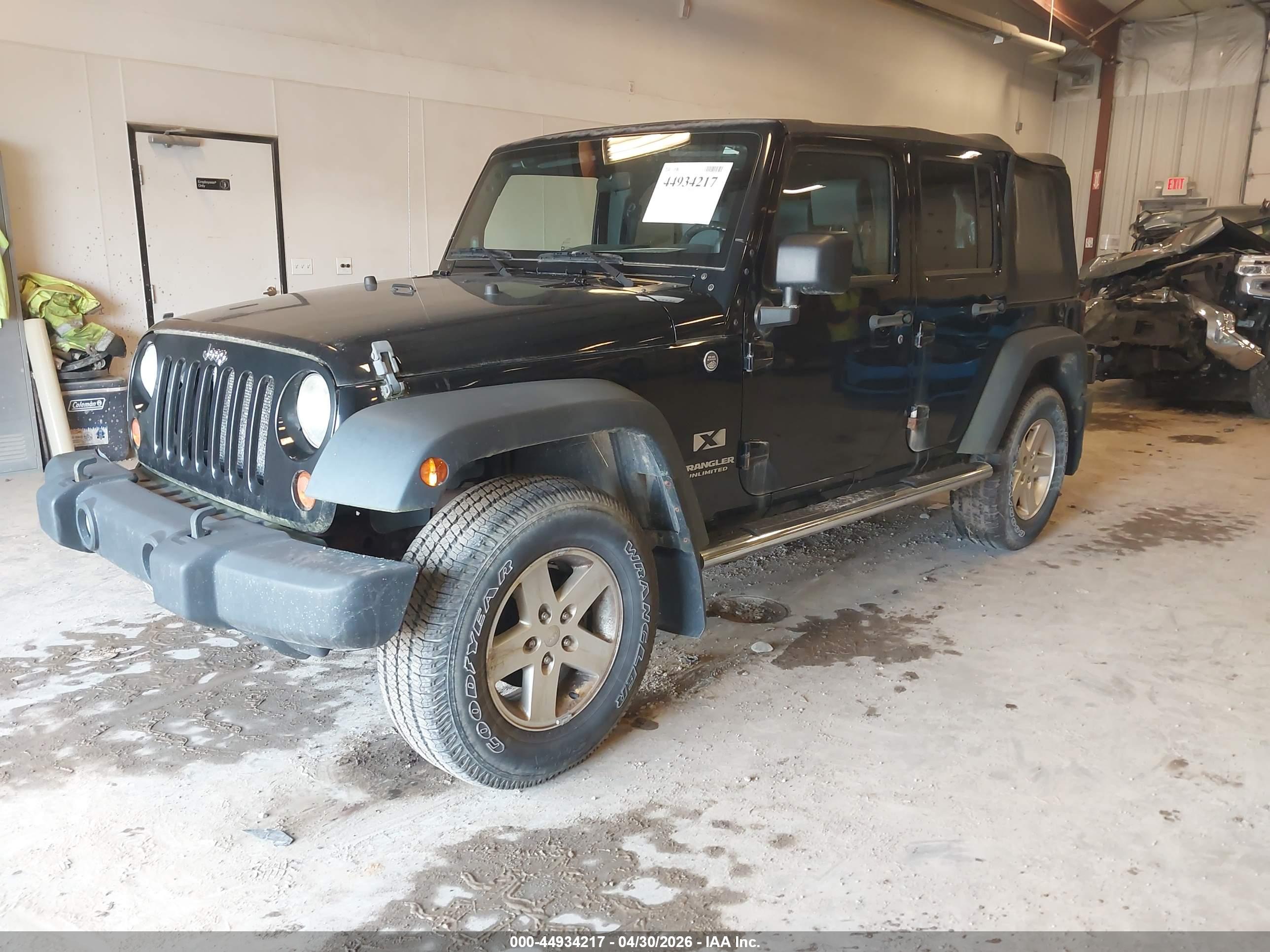 JEEP WRANGLER image 2
