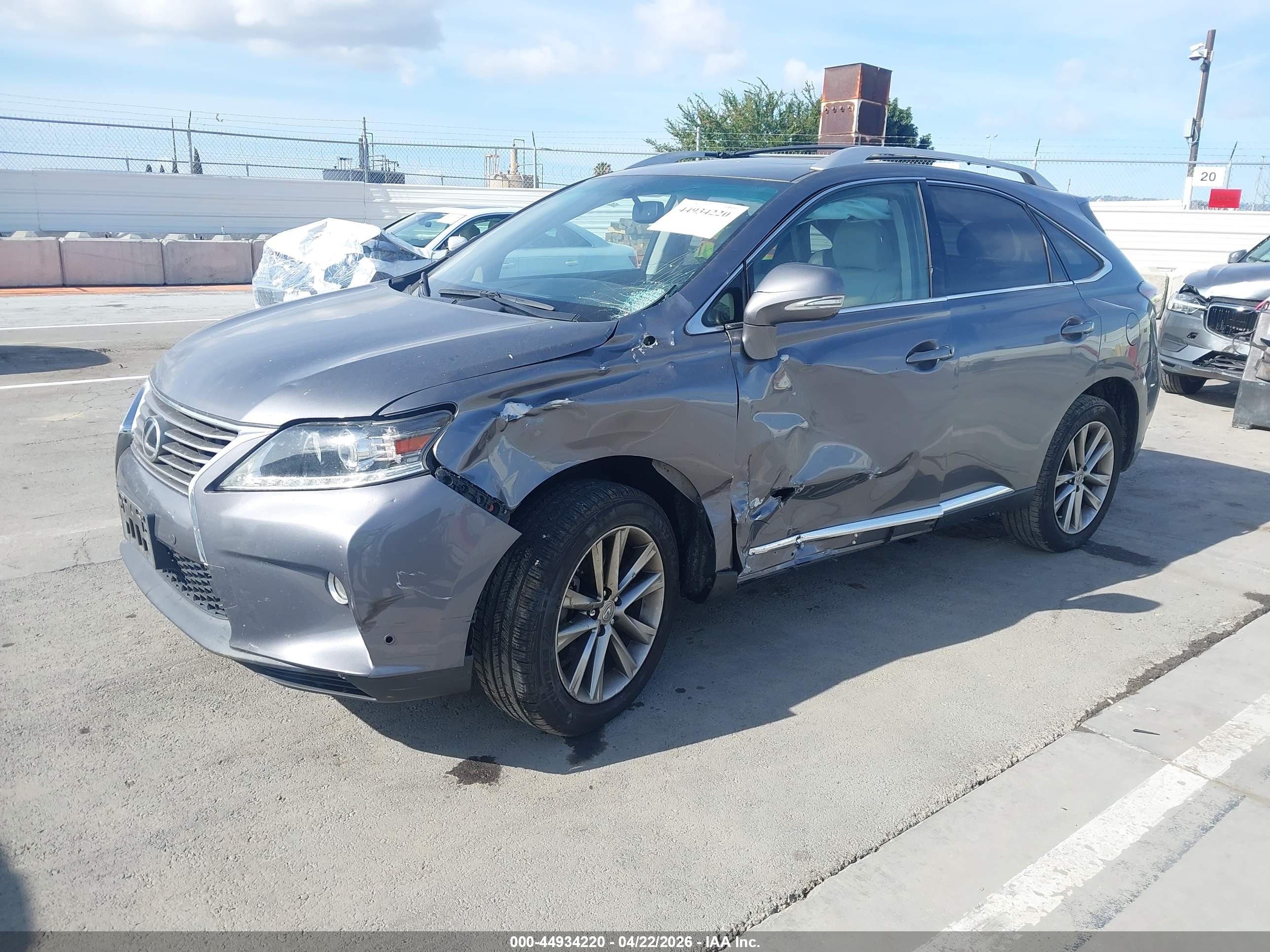 LEXUS RX image 2