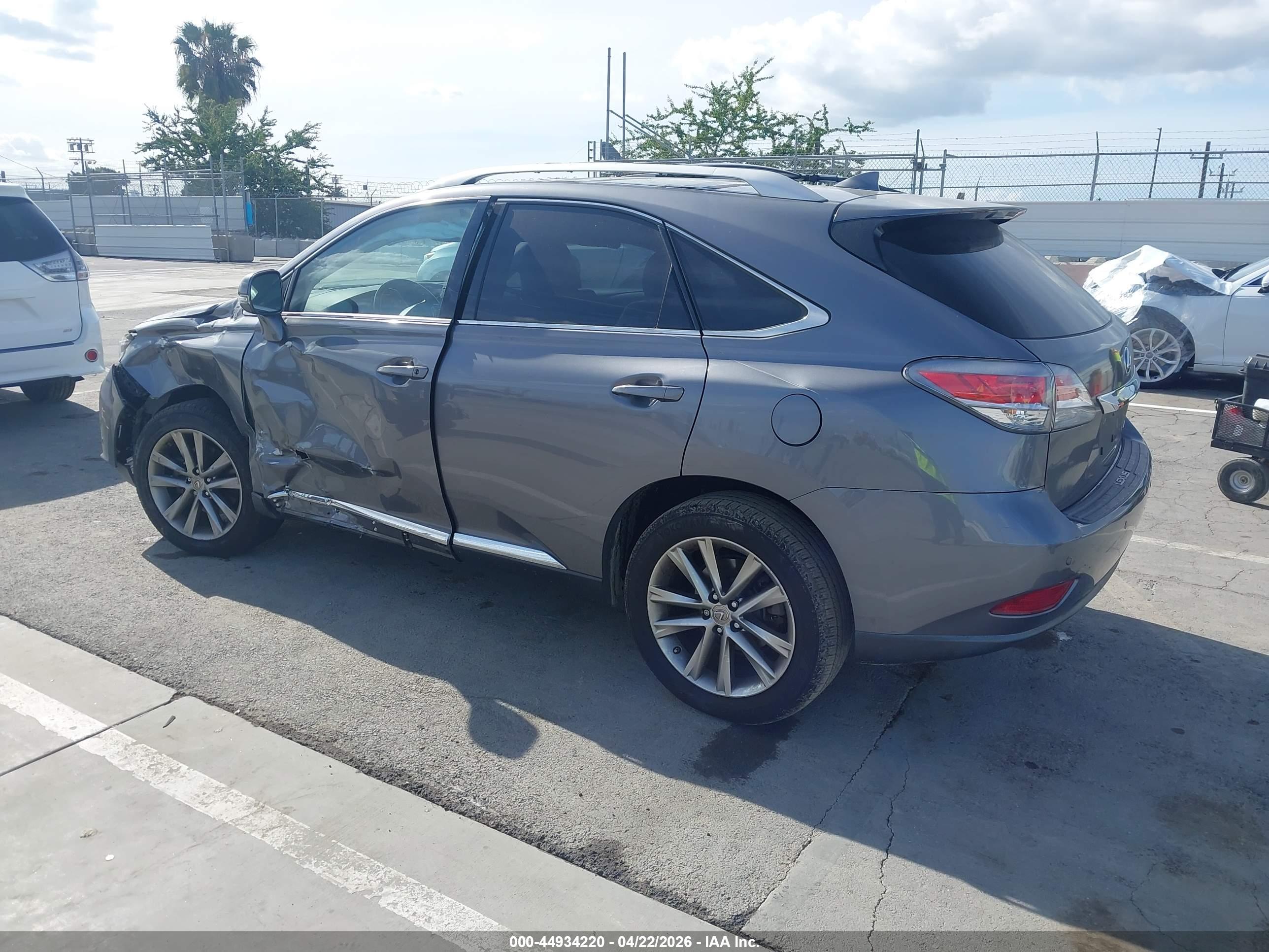 LEXUS RX image 3