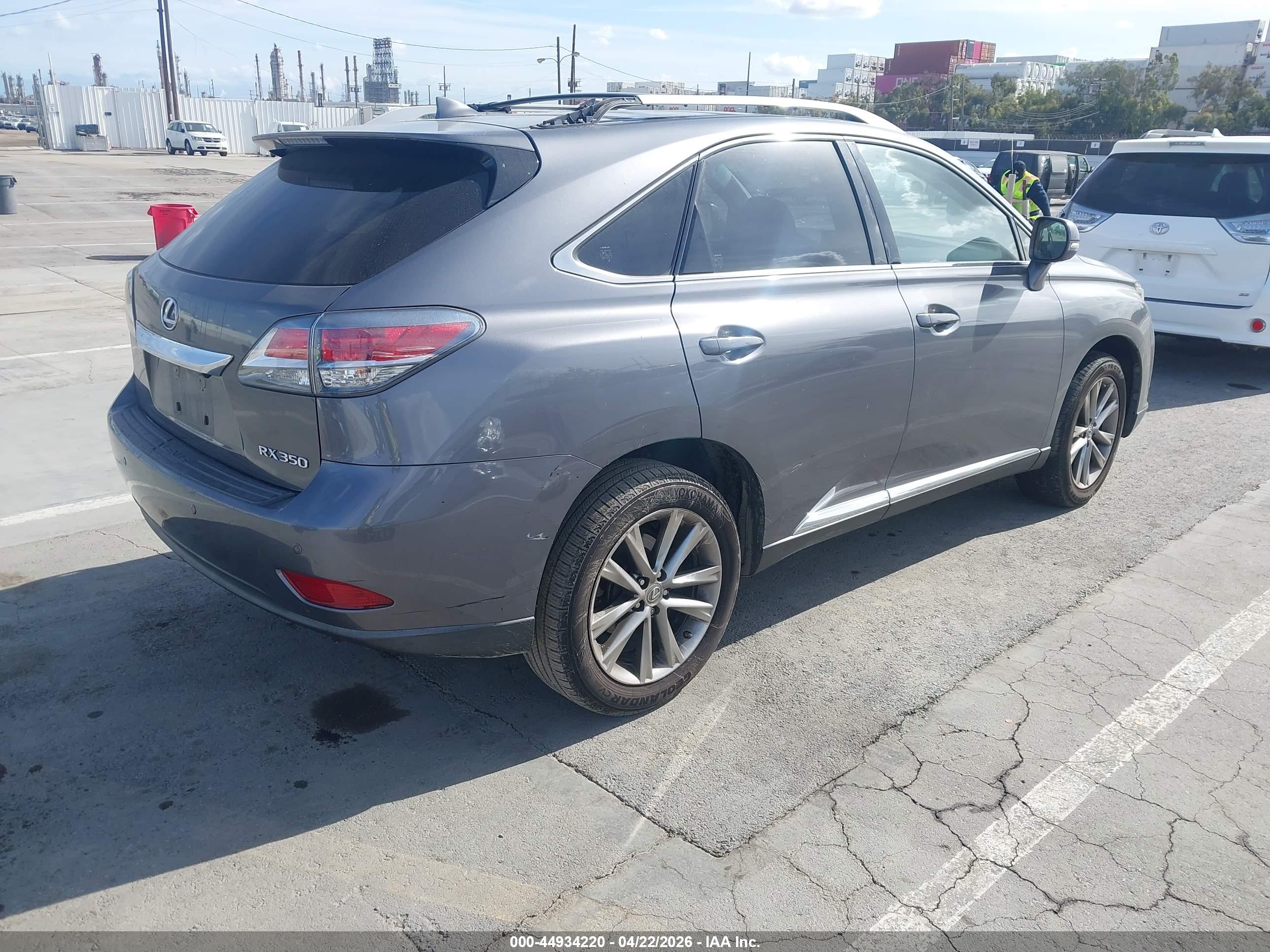 LEXUS RX image 4