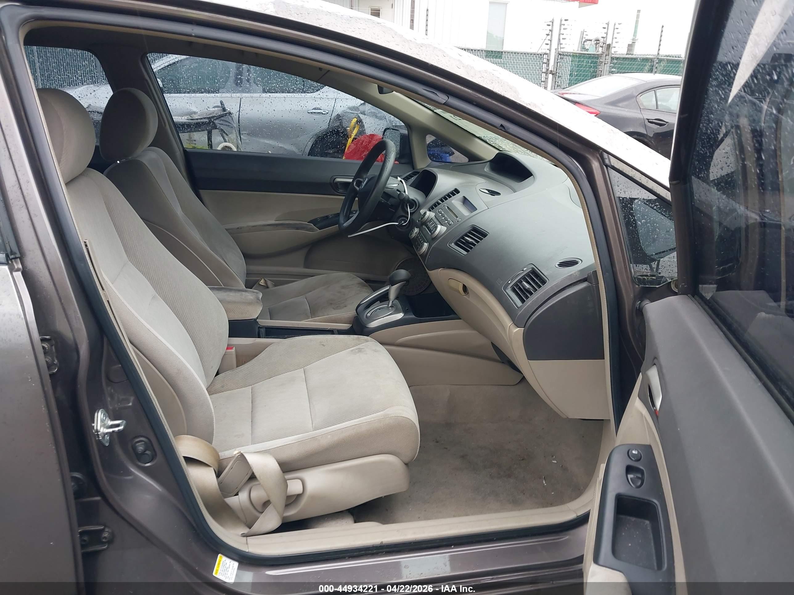 HONDA CIVIC image 5