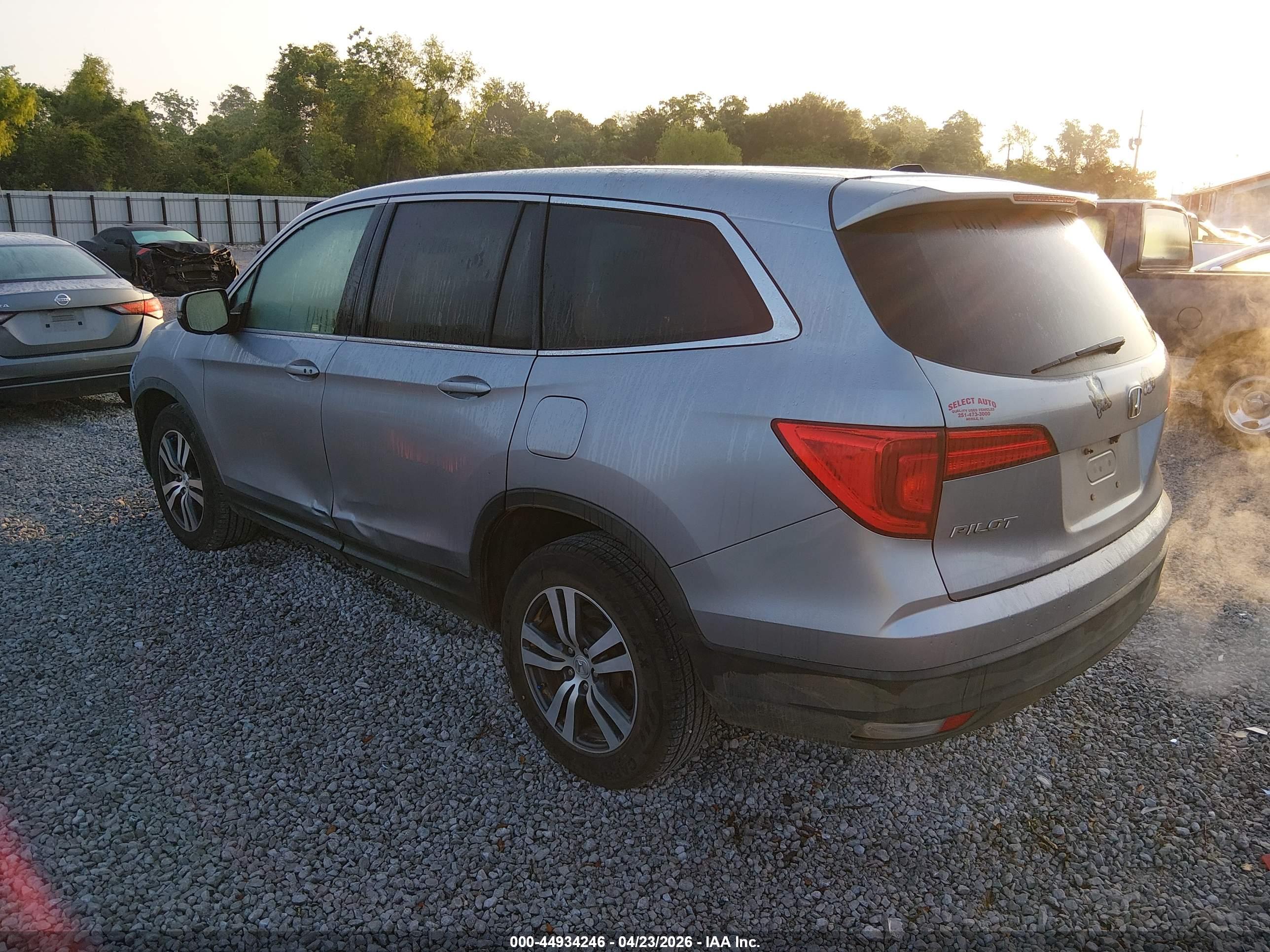 HONDA PILOT image 3