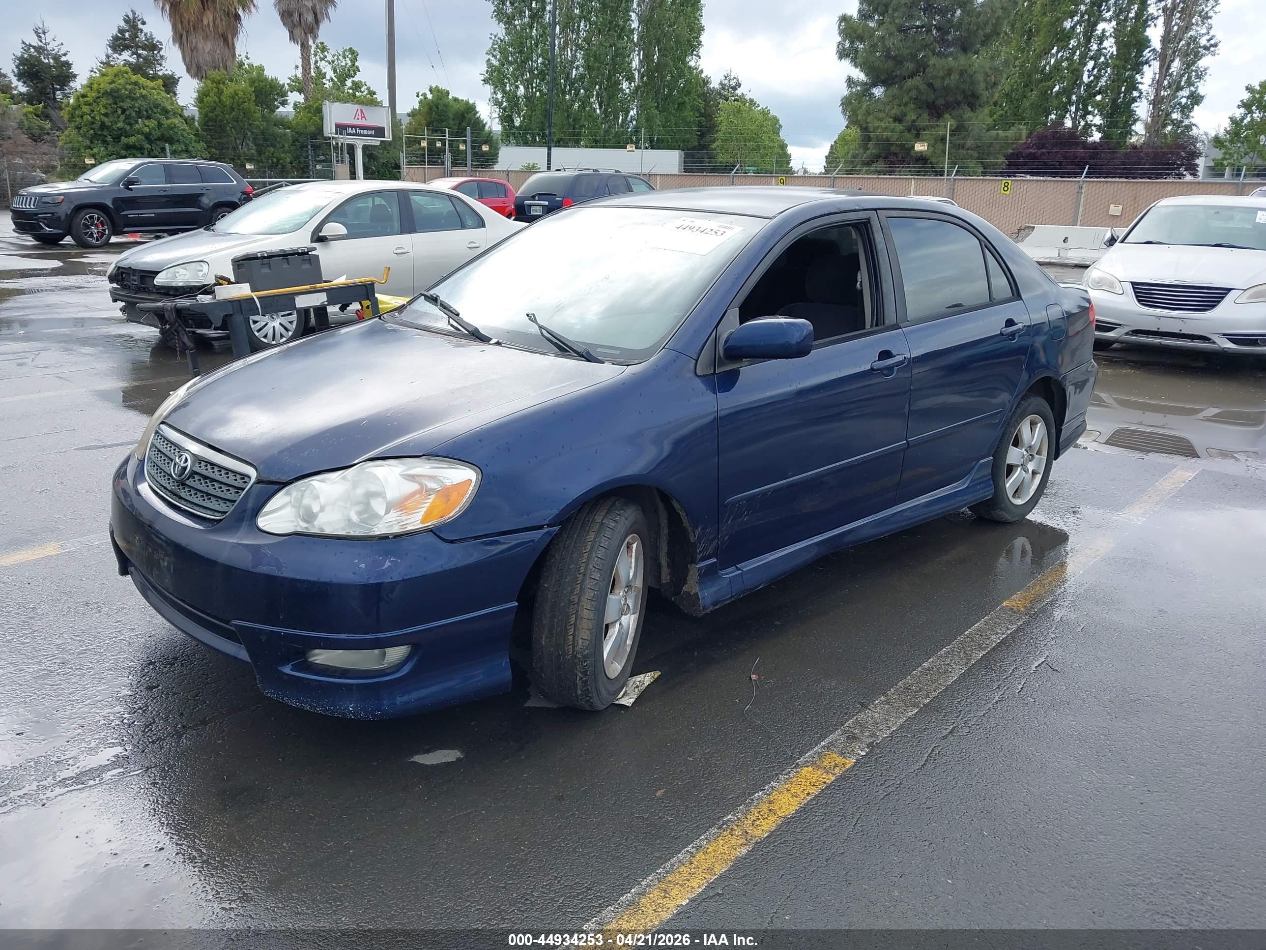 TOYOTA COROLLA image 2
