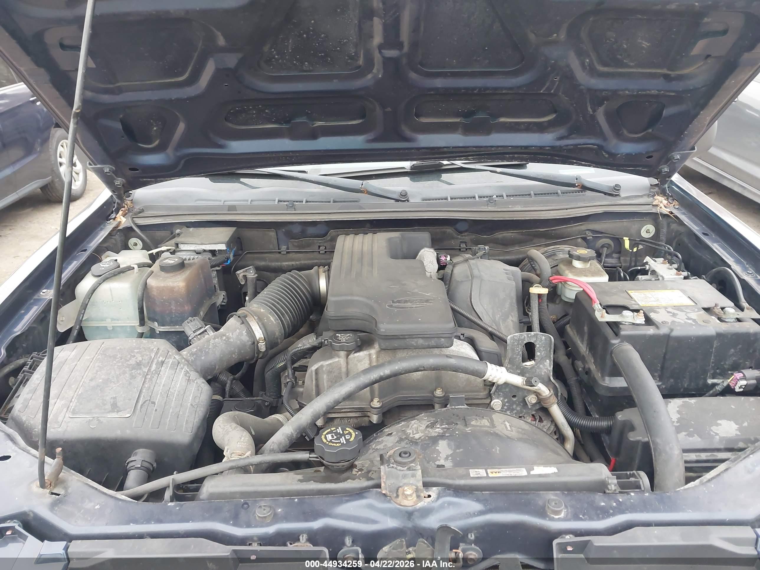 CHEVROLET COLORADO image 10