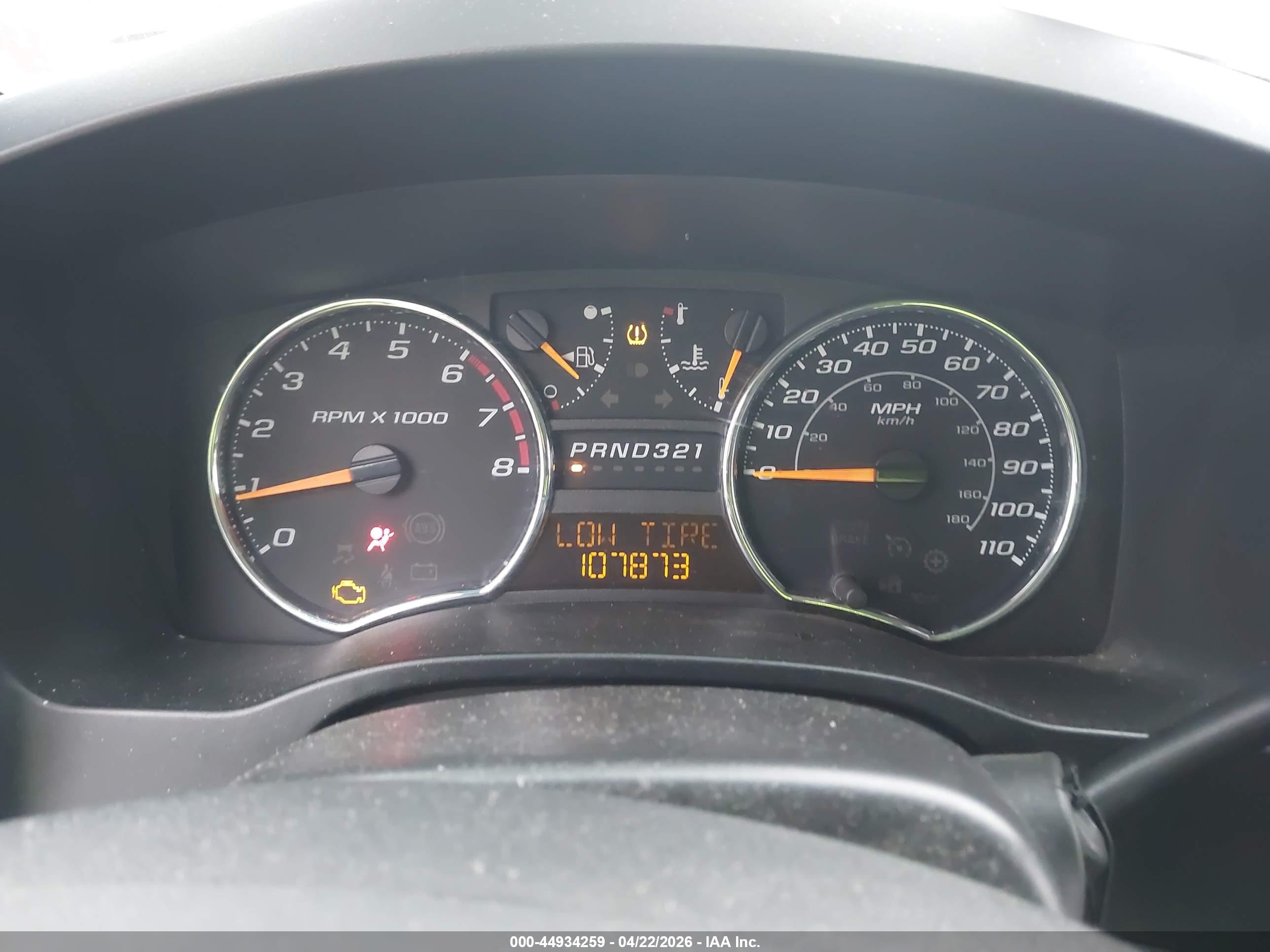 CHEVROLET COLORADO image 7