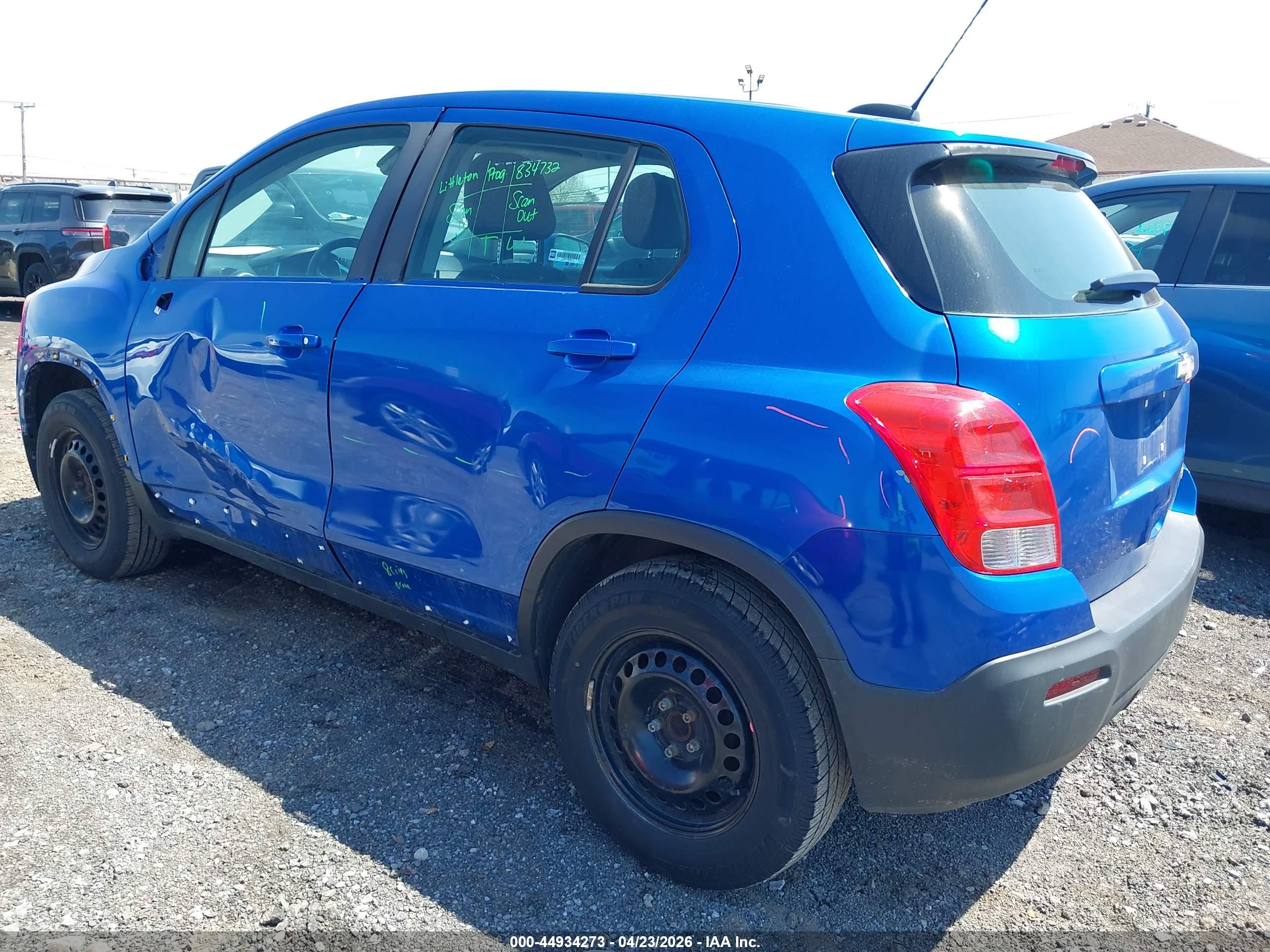 CHEVROLET TRAX image 3
