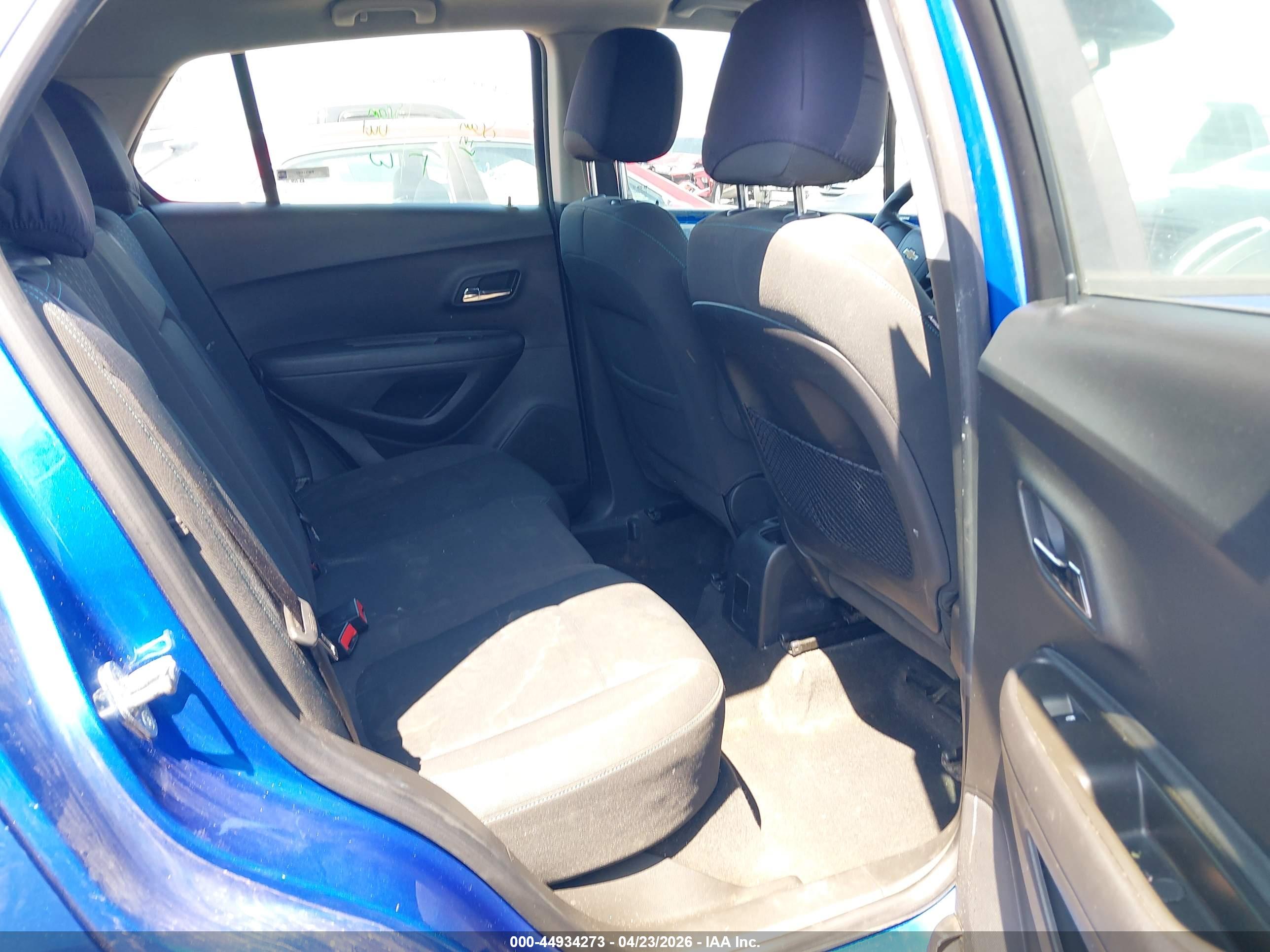 CHEVROLET TRAX image 8