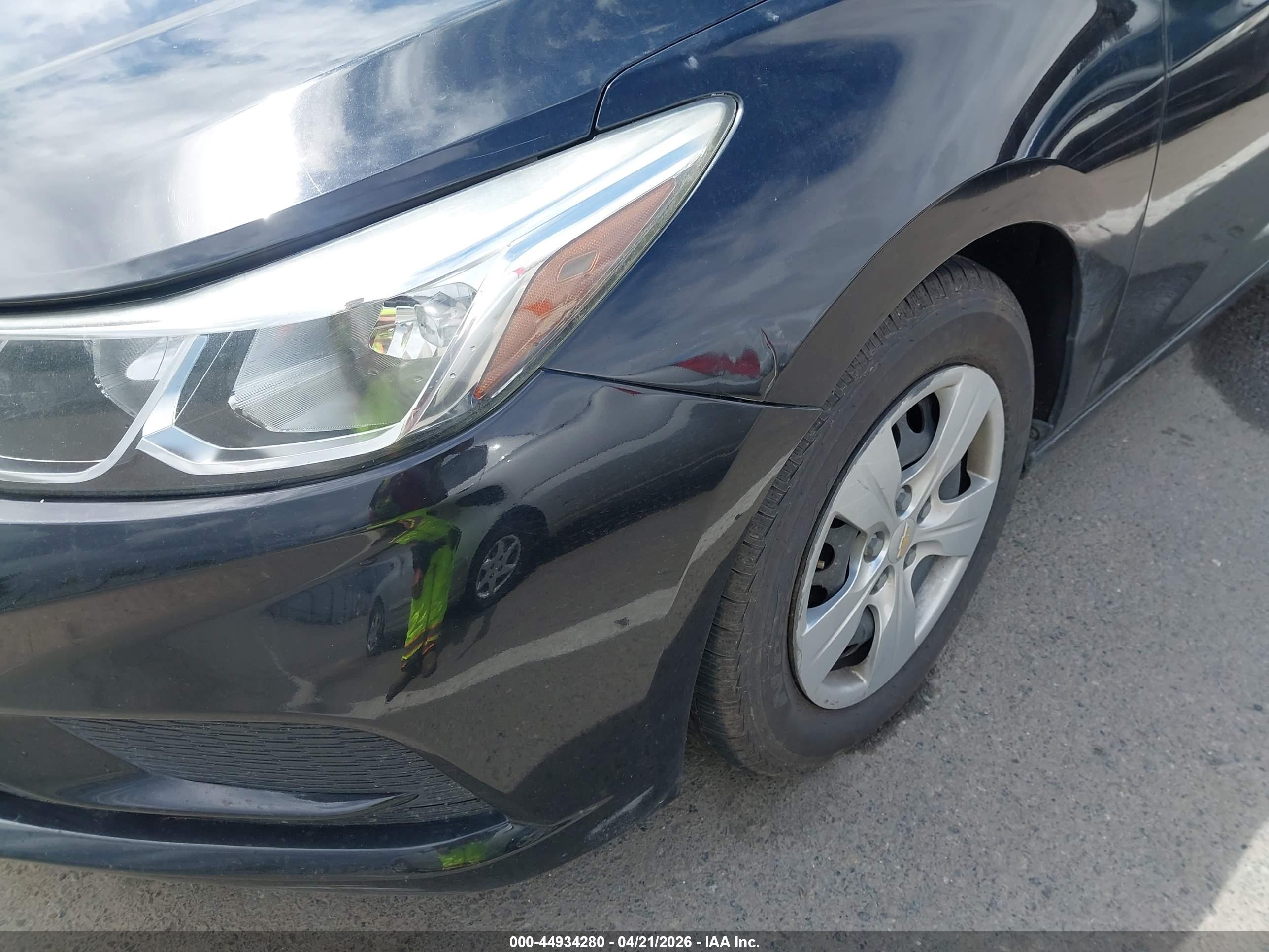 CHEVROLET CRUZE image 6