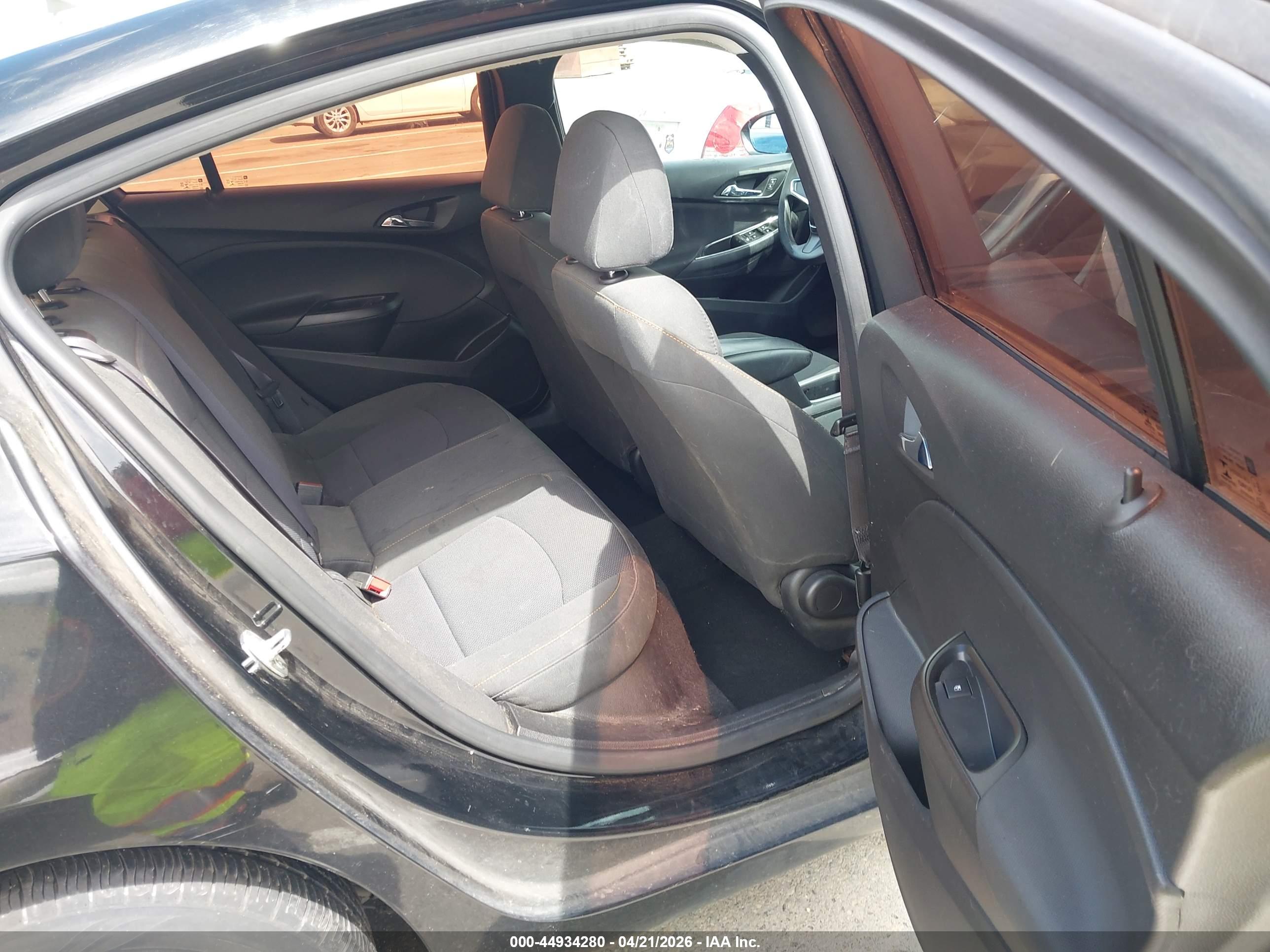 CHEVROLET CRUZE image 8