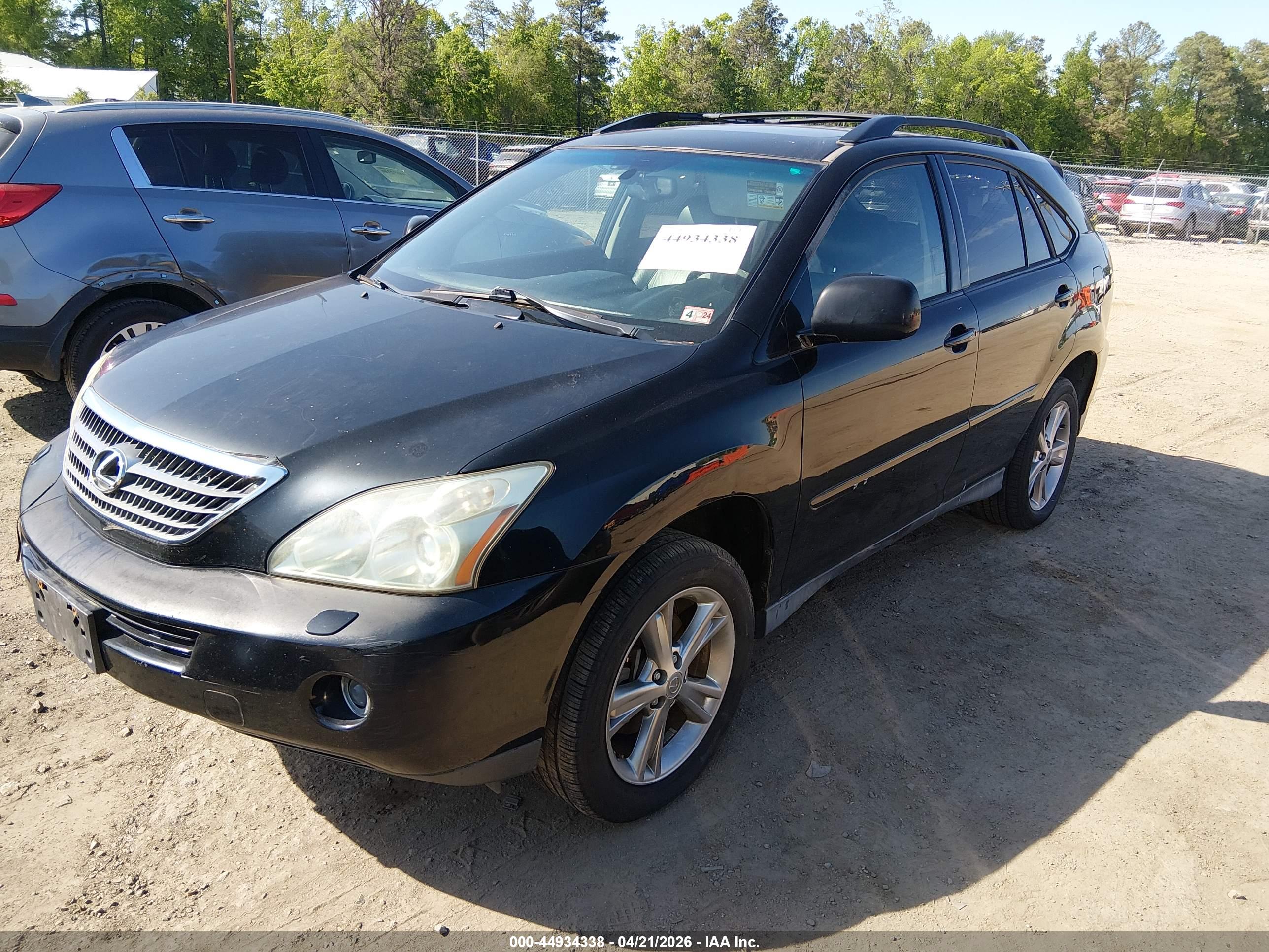 LEXUS RX image 2