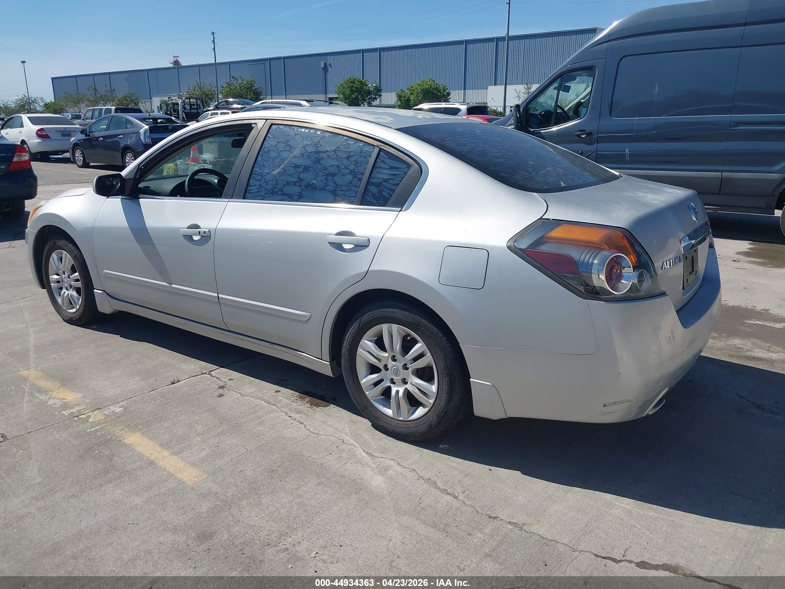 NISSAN ALTIMA image 3