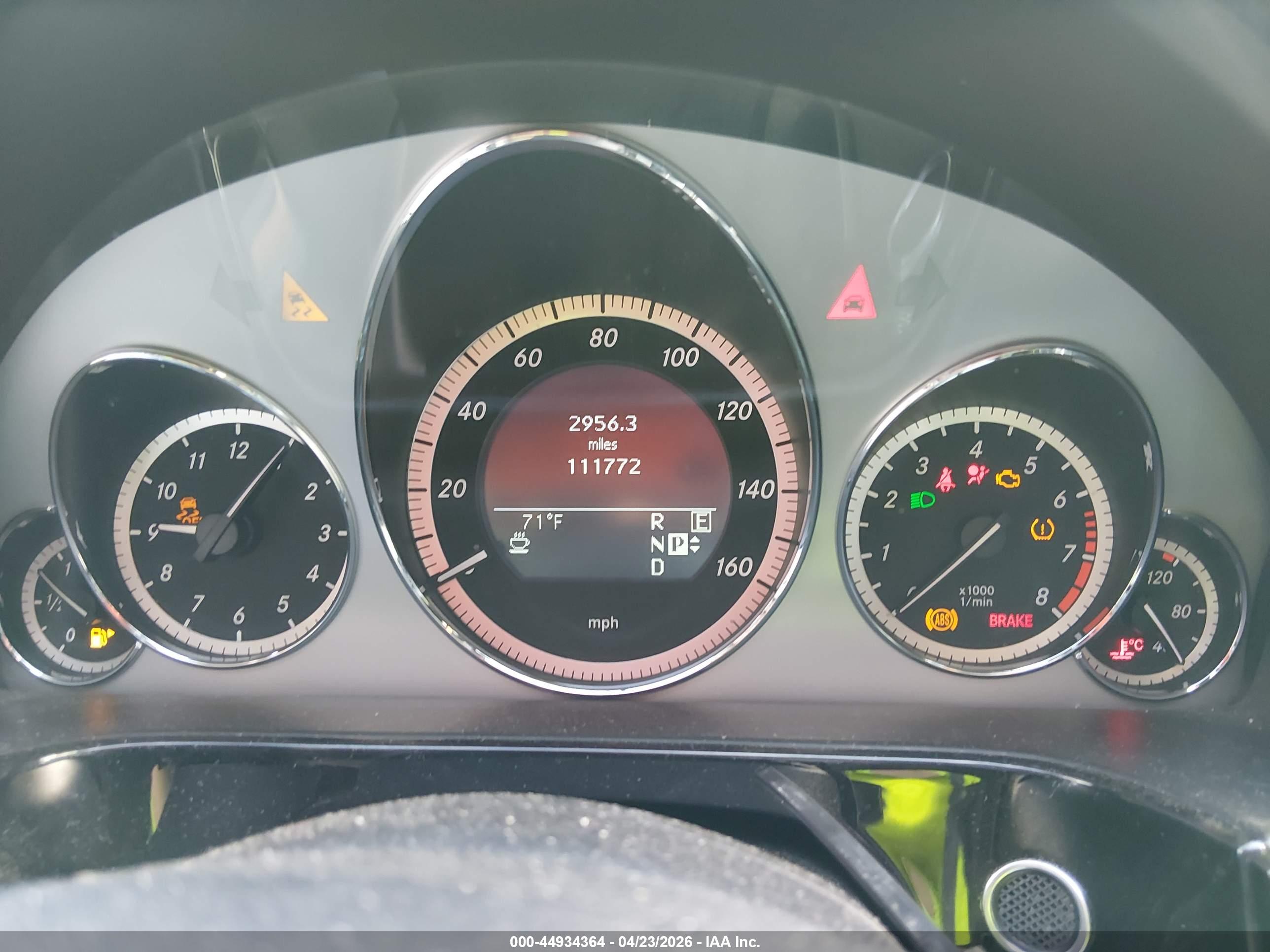MERCEDES-BENZ E image 7