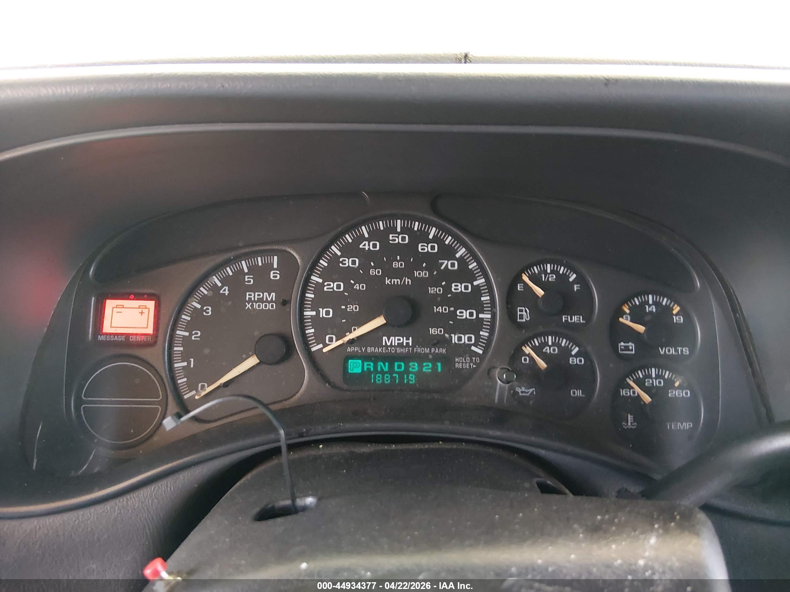 CHEVROLET SILVERADO image 7