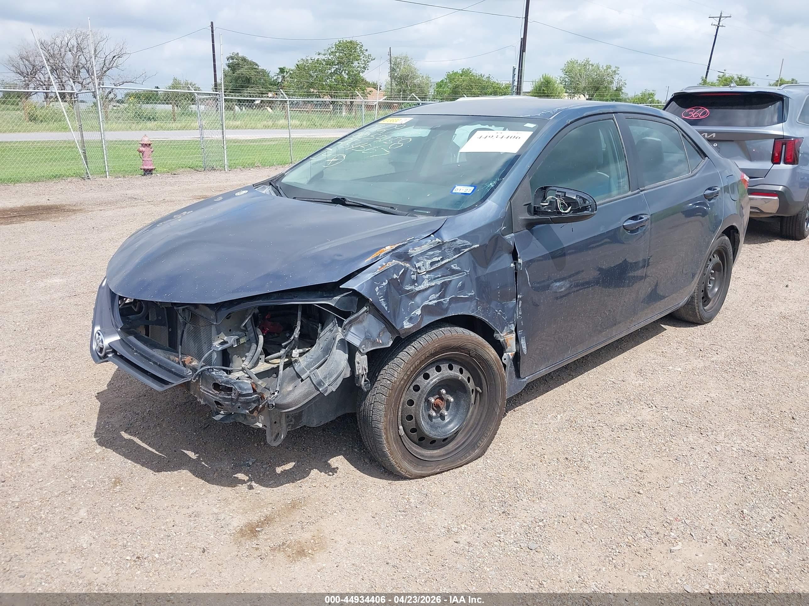 TOYOTA COROLLA image 2