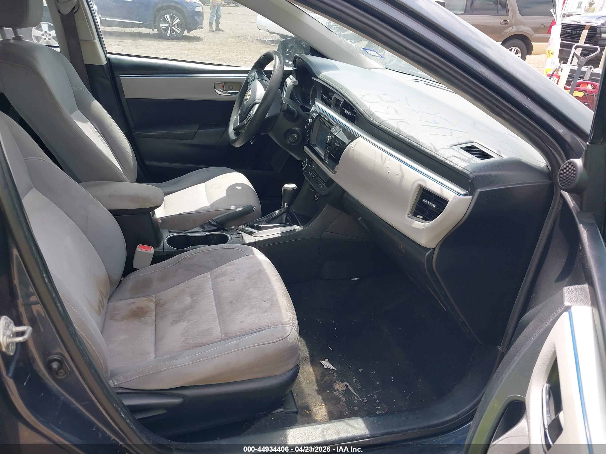 TOYOTA COROLLA image 5