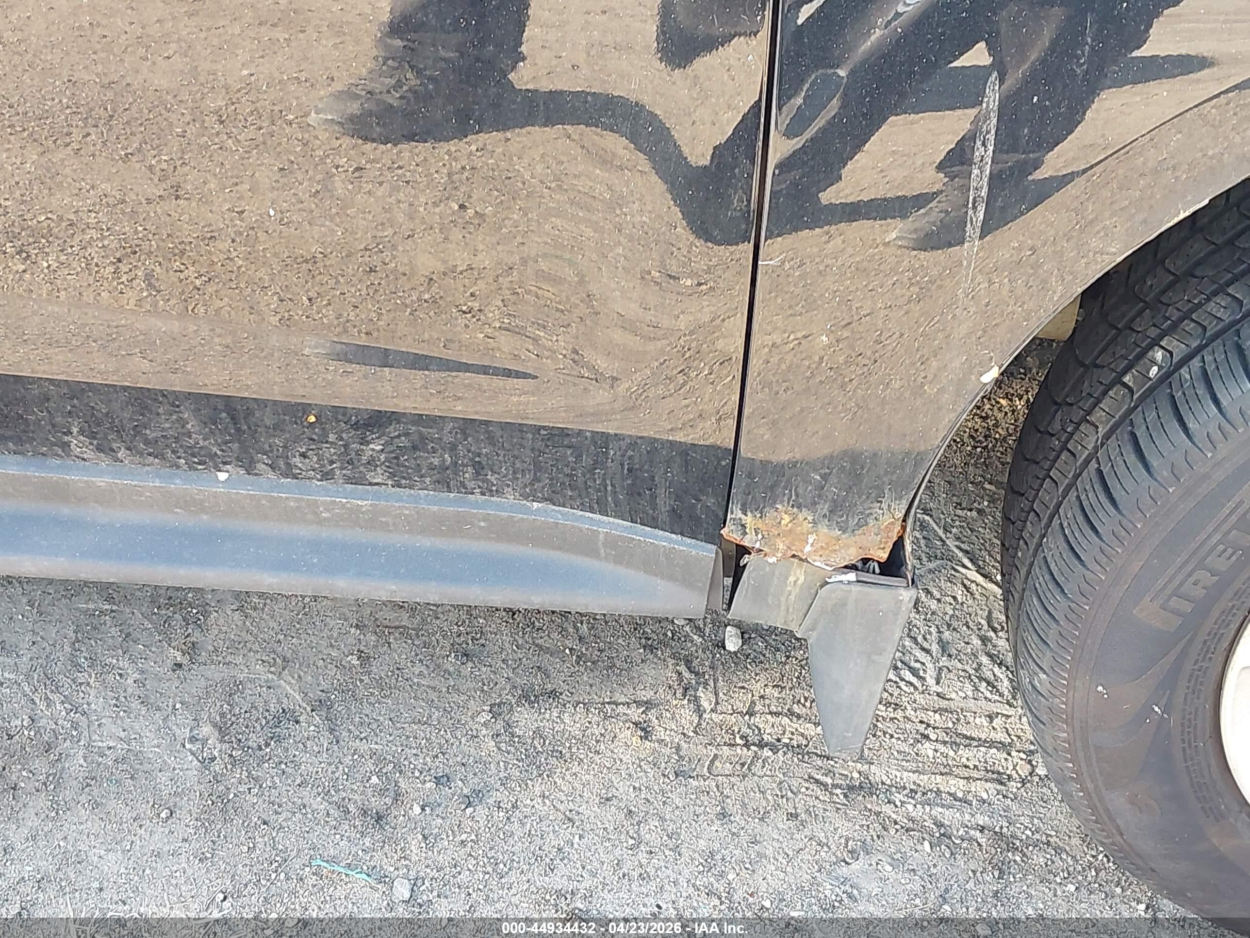 CHEVROLET EQUINOX image 6