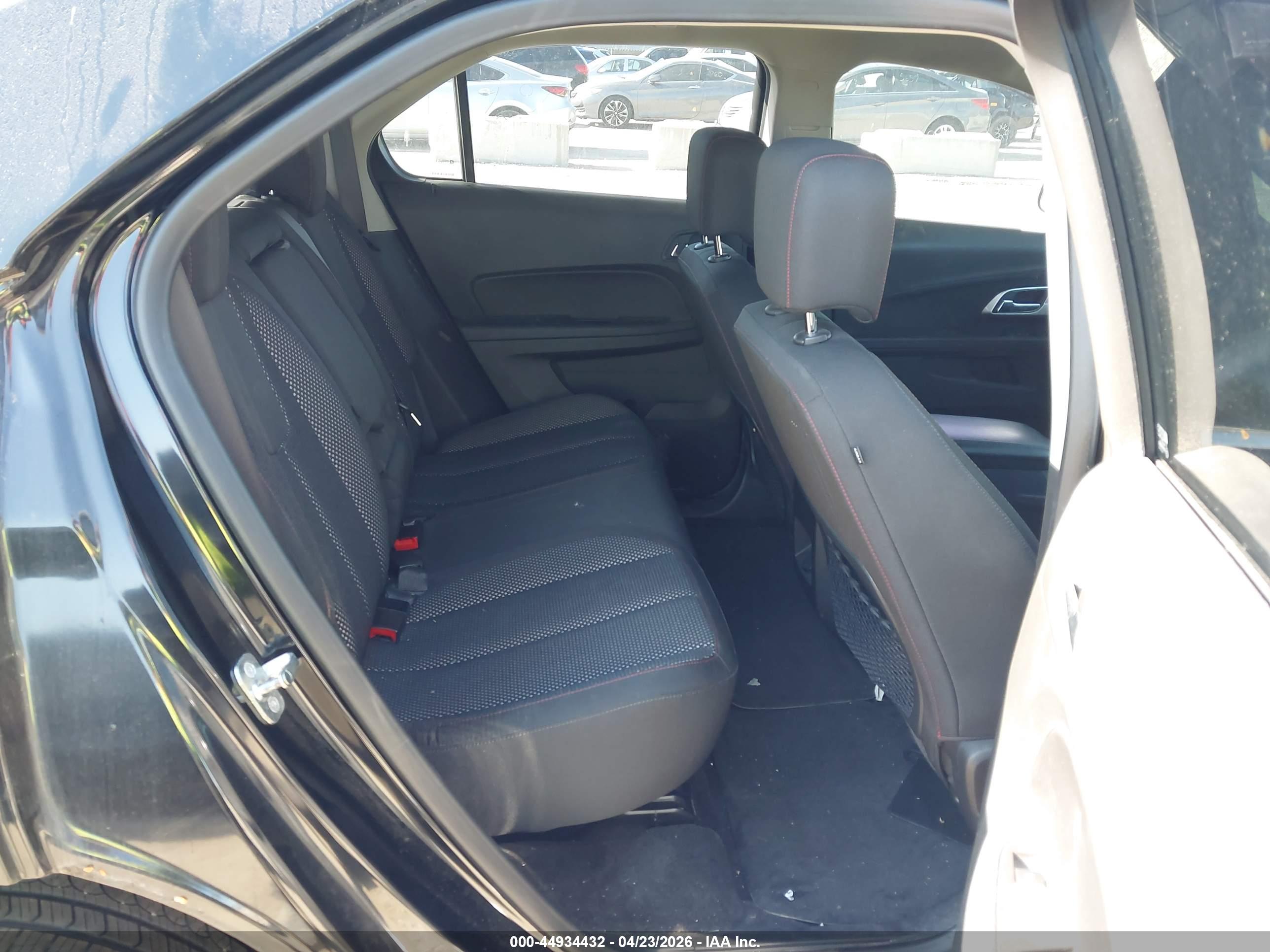 CHEVROLET EQUINOX image 8
