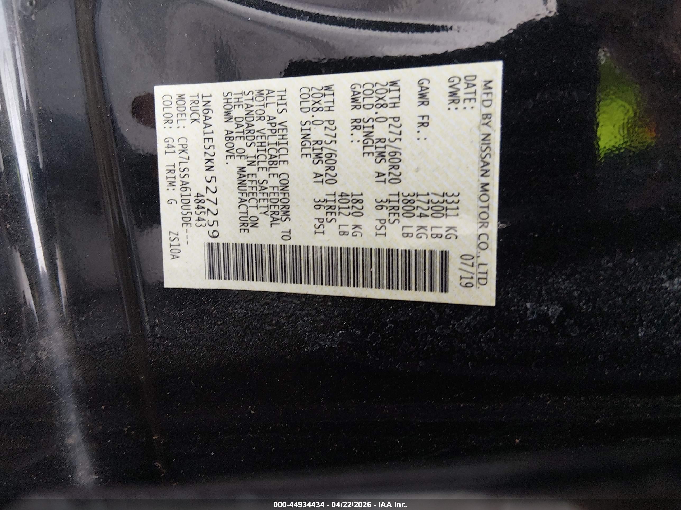 NISSAN TITAN image 9