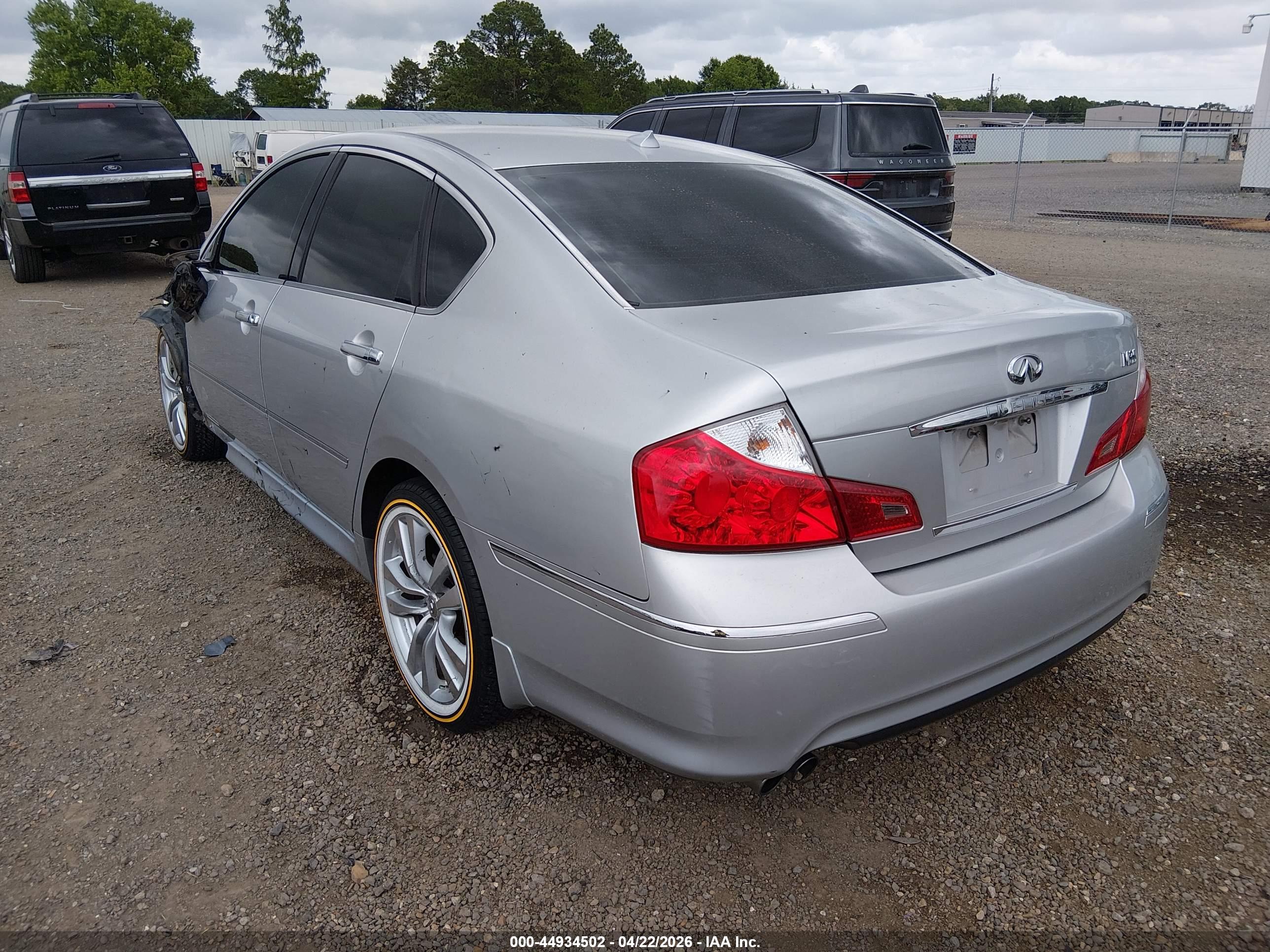 INFINITI M35 image 3