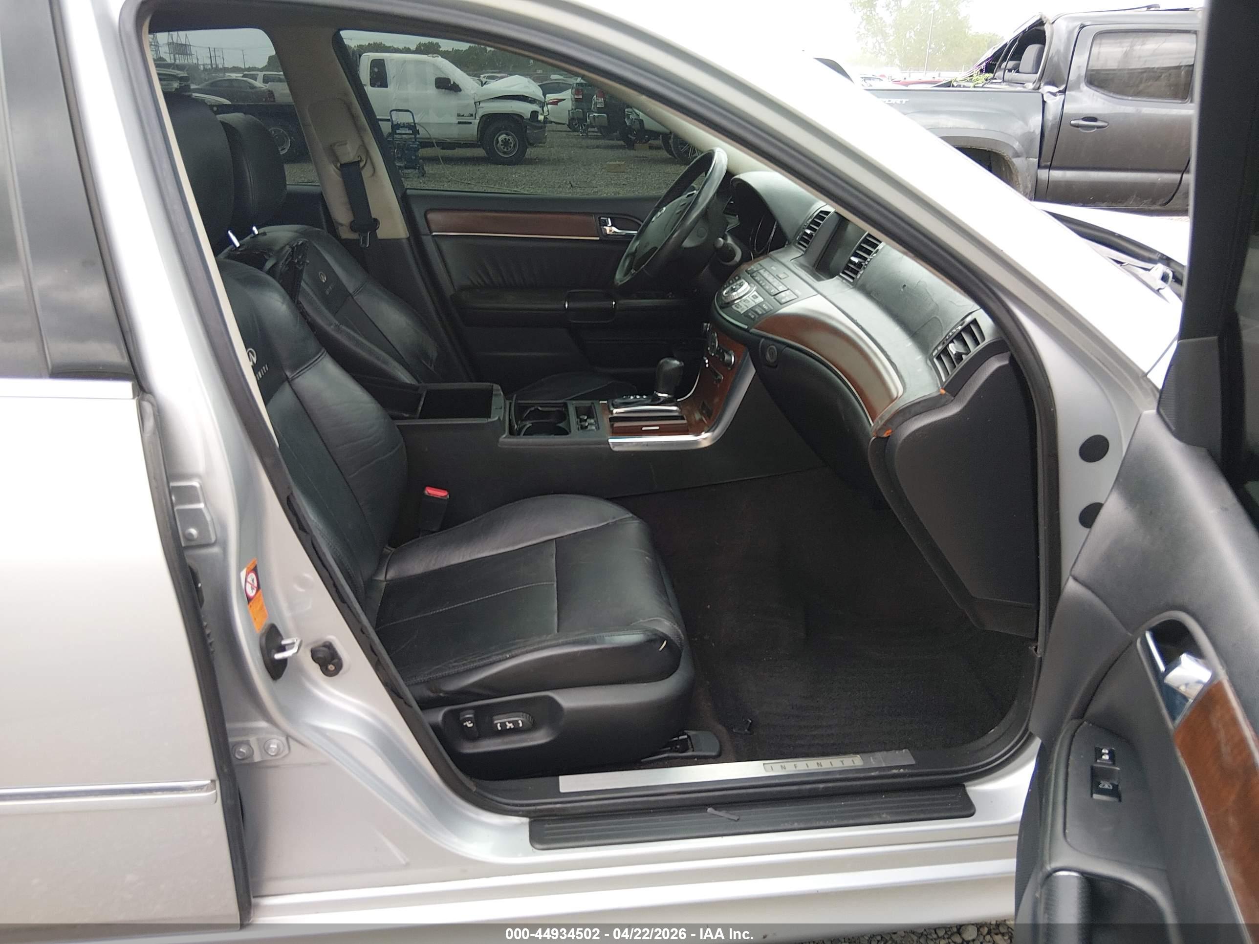 INFINITI M35 image 5
