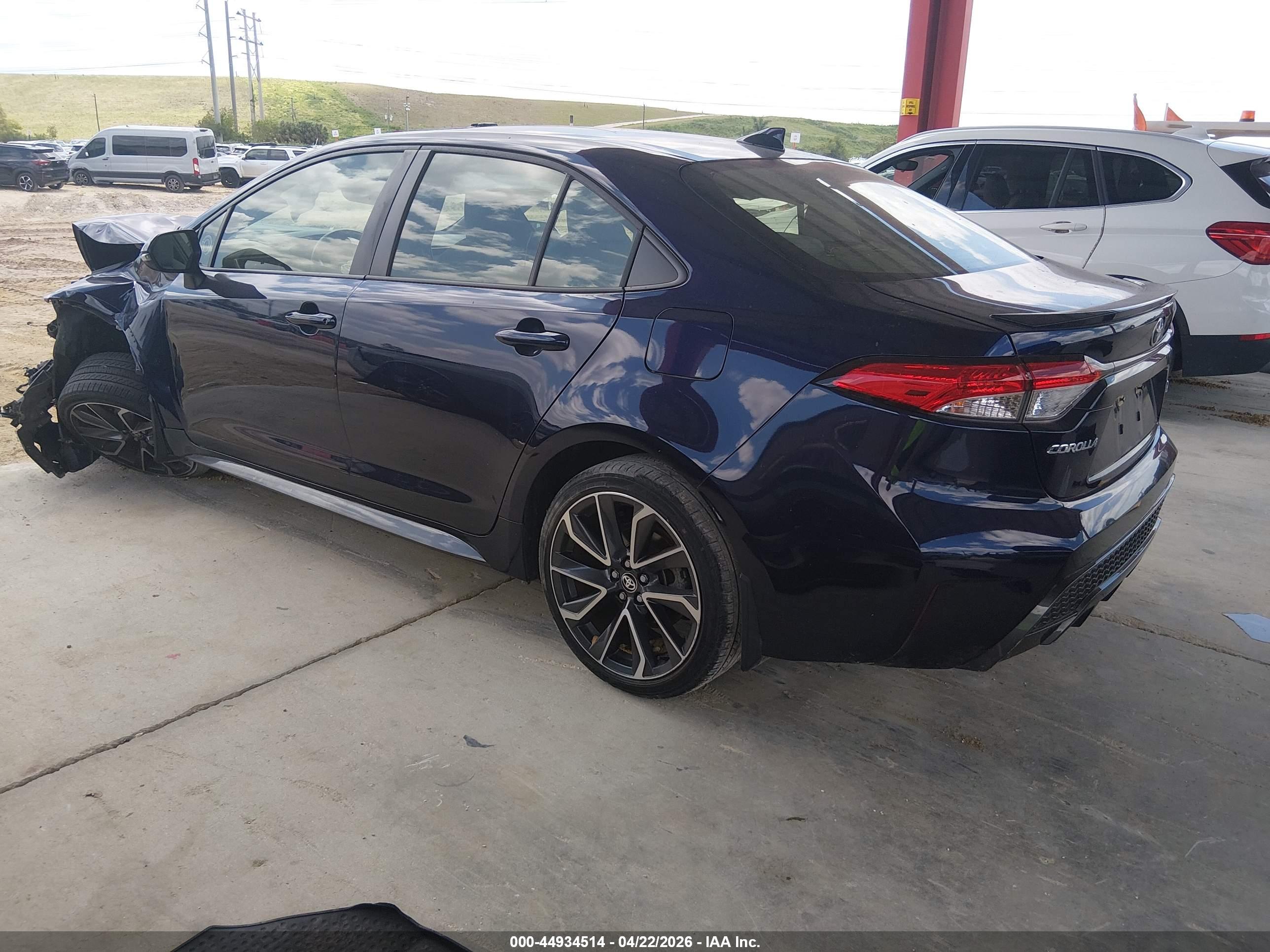 TOYOTA COROLLA image 3