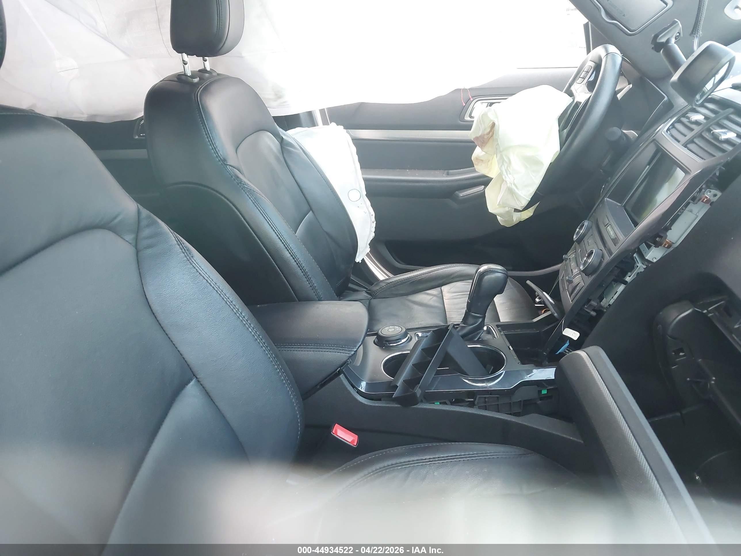 FORD EXPLORER image 5