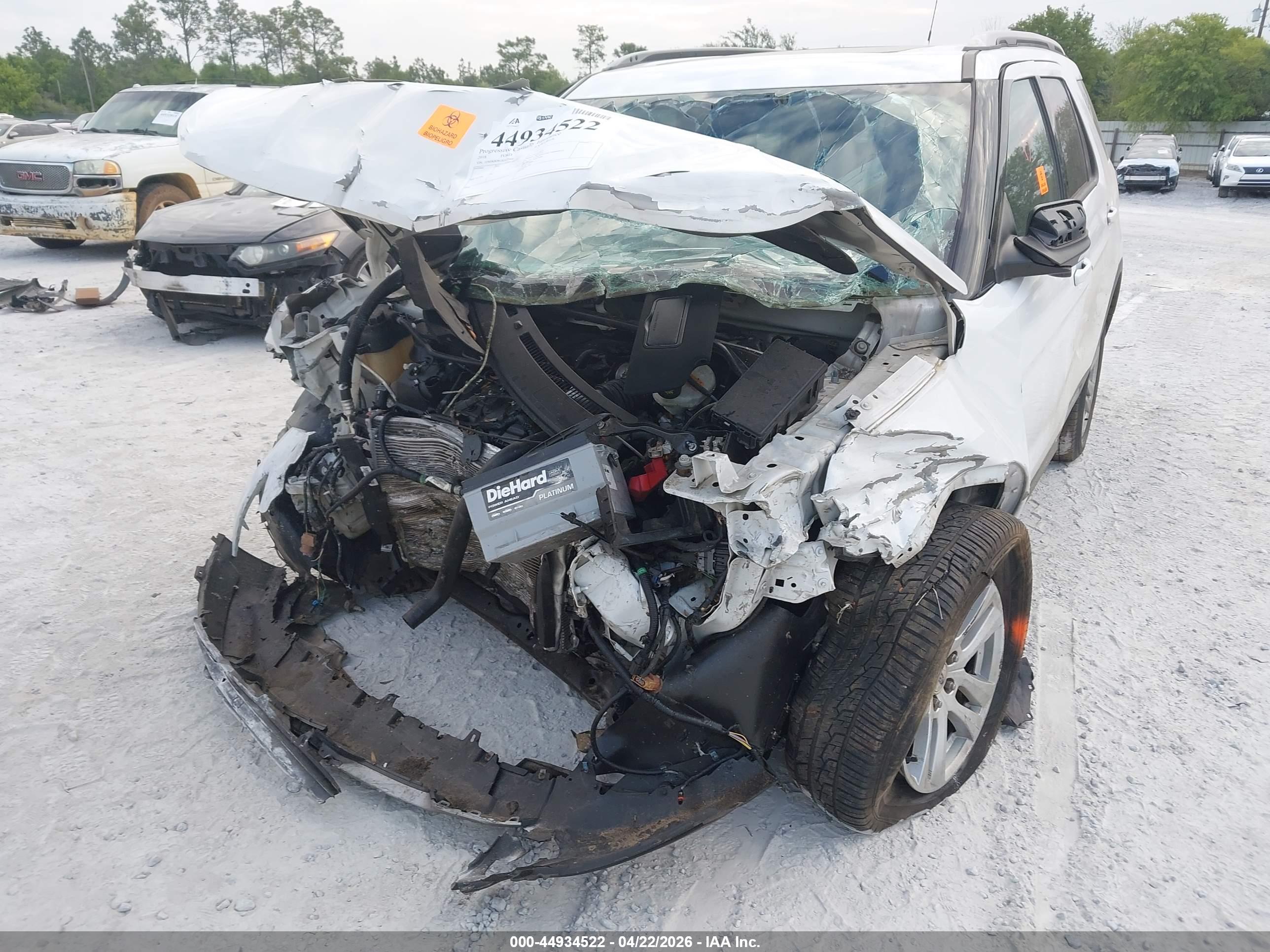FORD EXPLORER image 6
