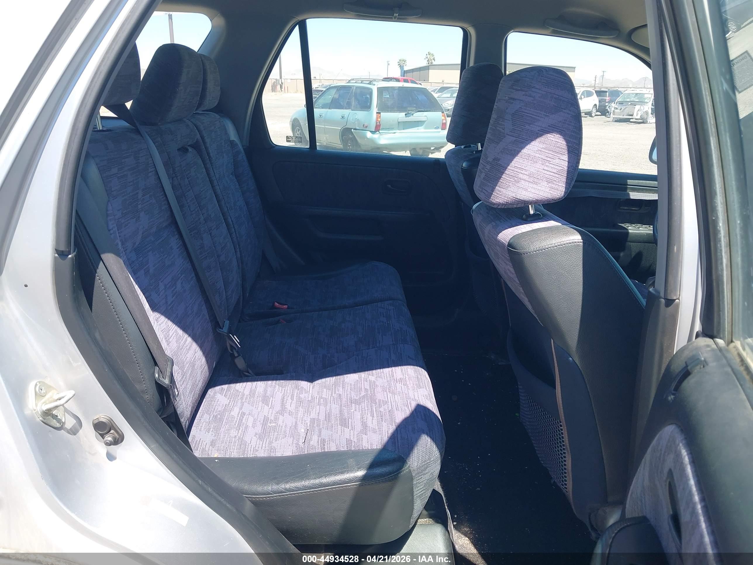 HONDA CR-V image 8
