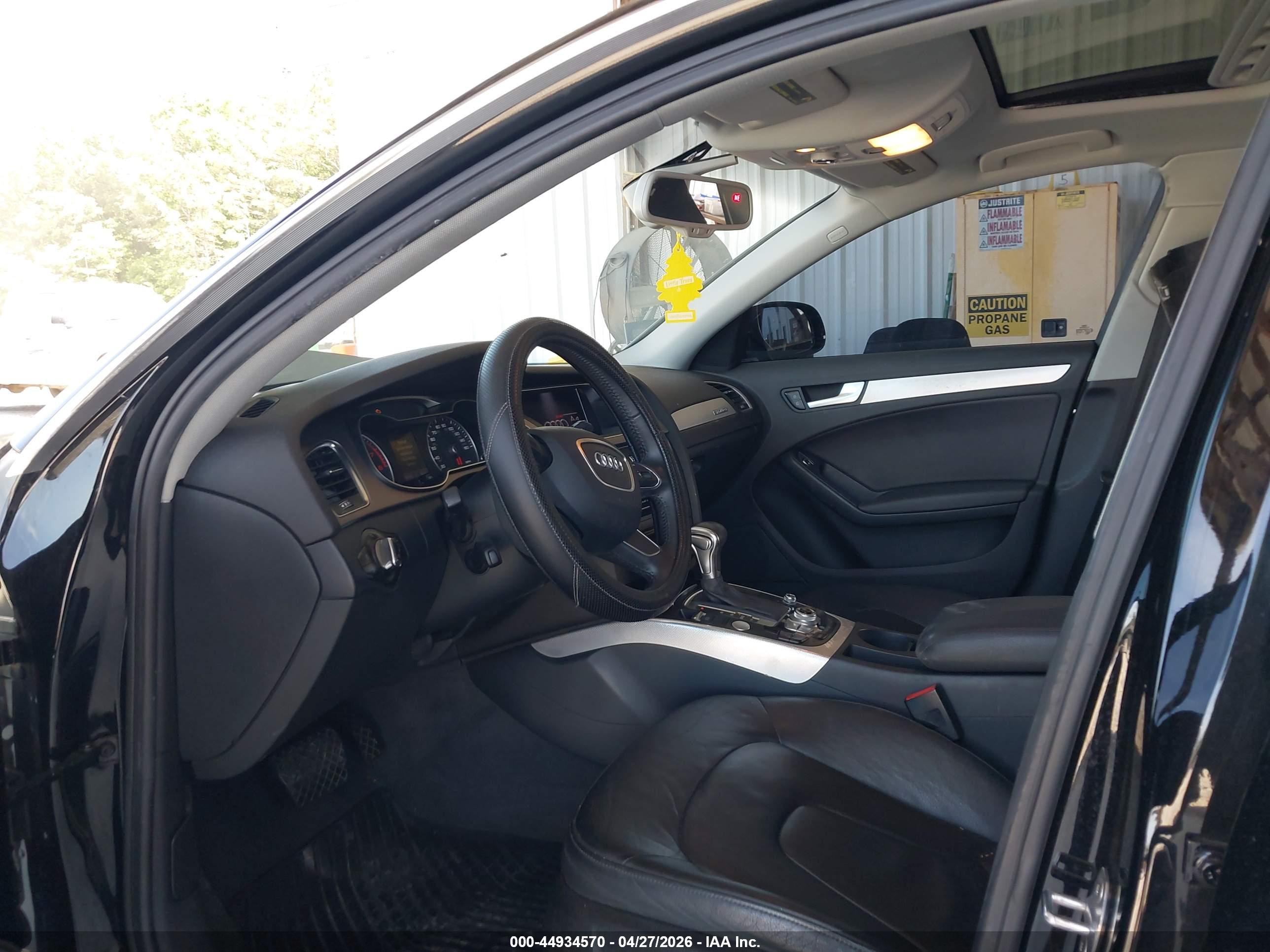 AUDI A4 image 5