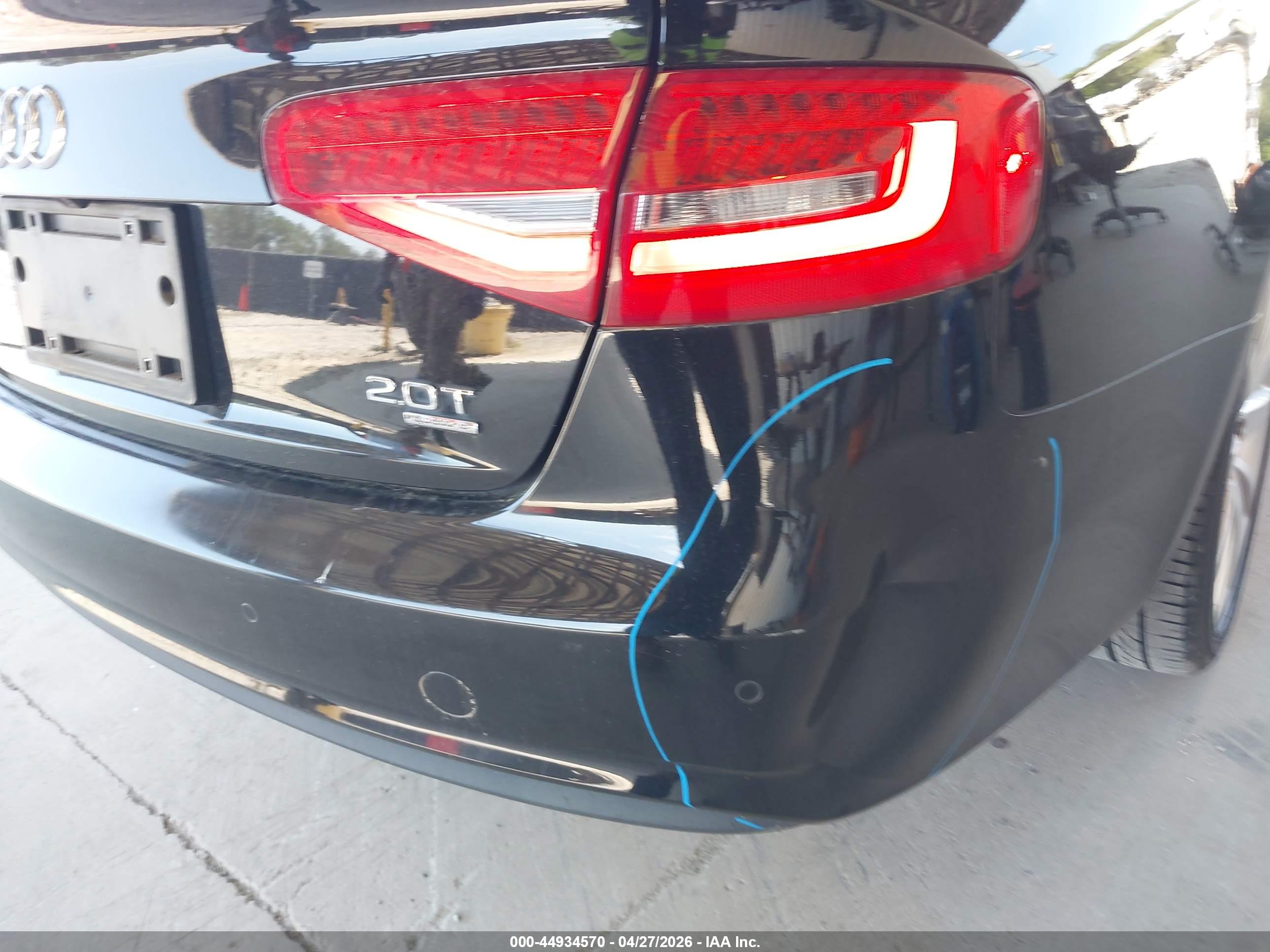 AUDI A4 image 6
