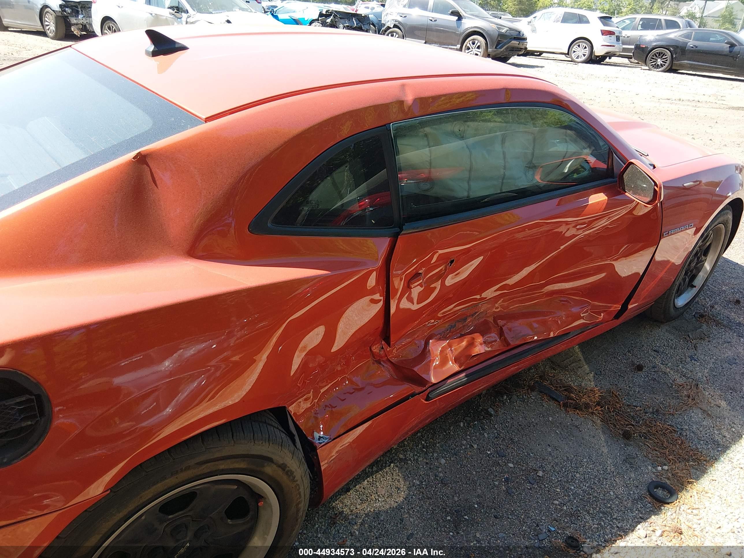 CHEVROLET CAMARO image 6