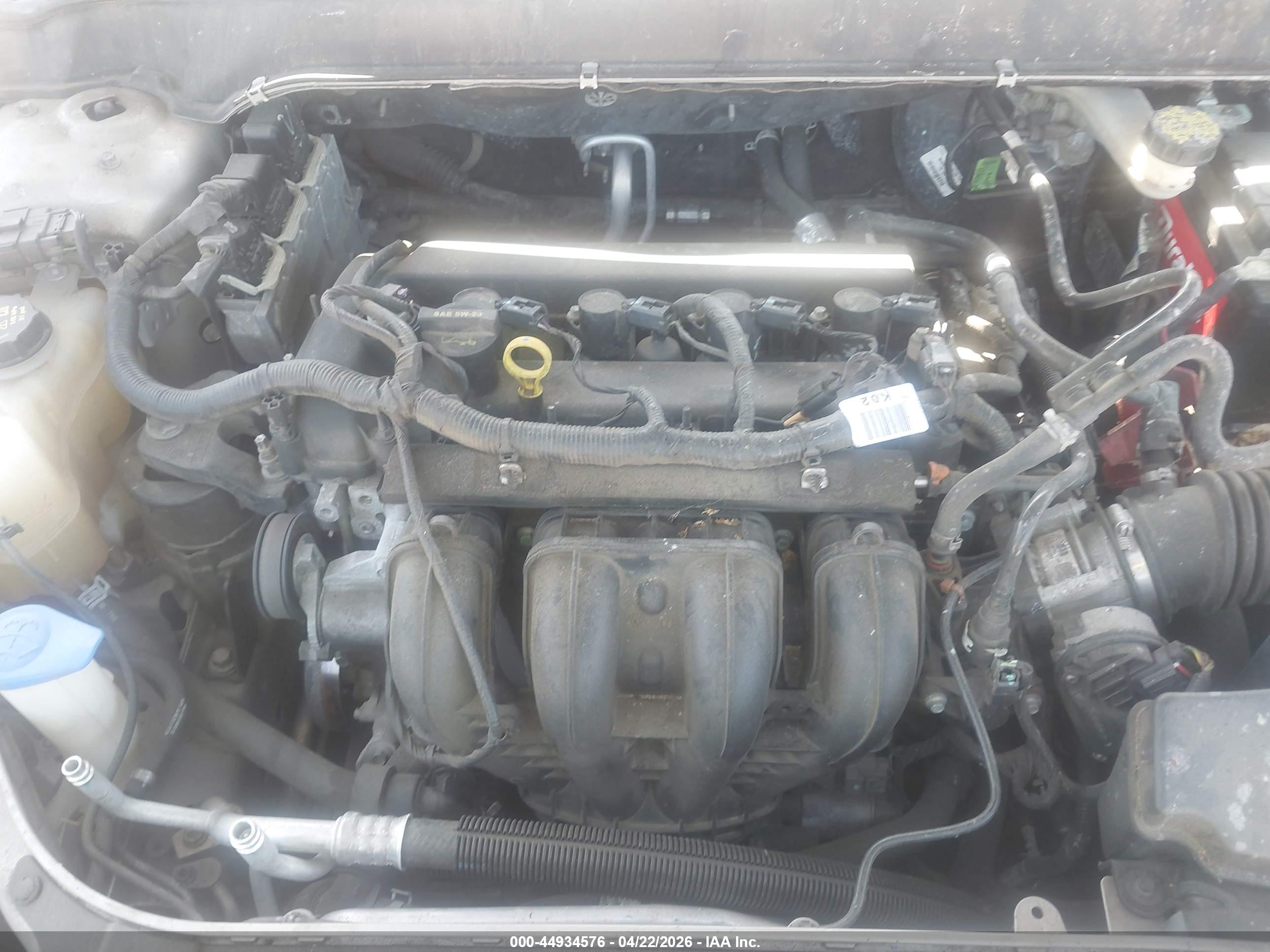 FORD FUSION image 10