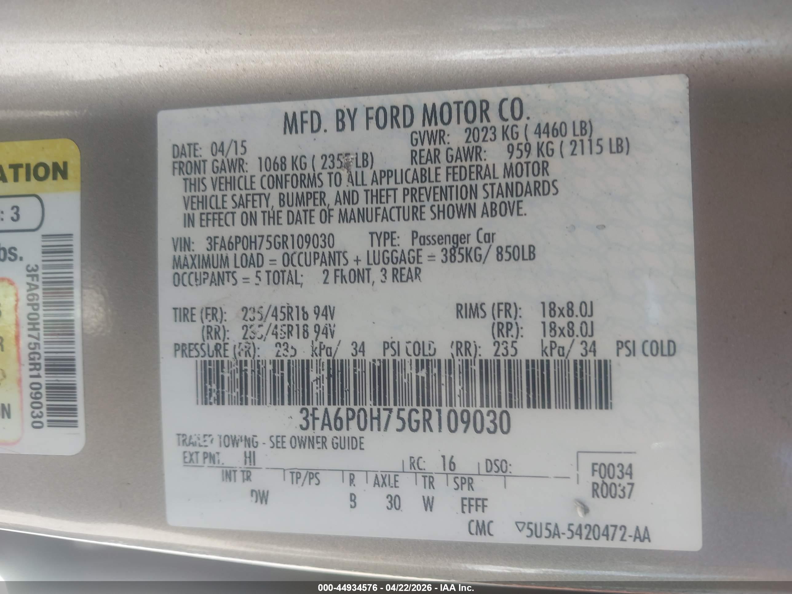 FORD FUSION image 9