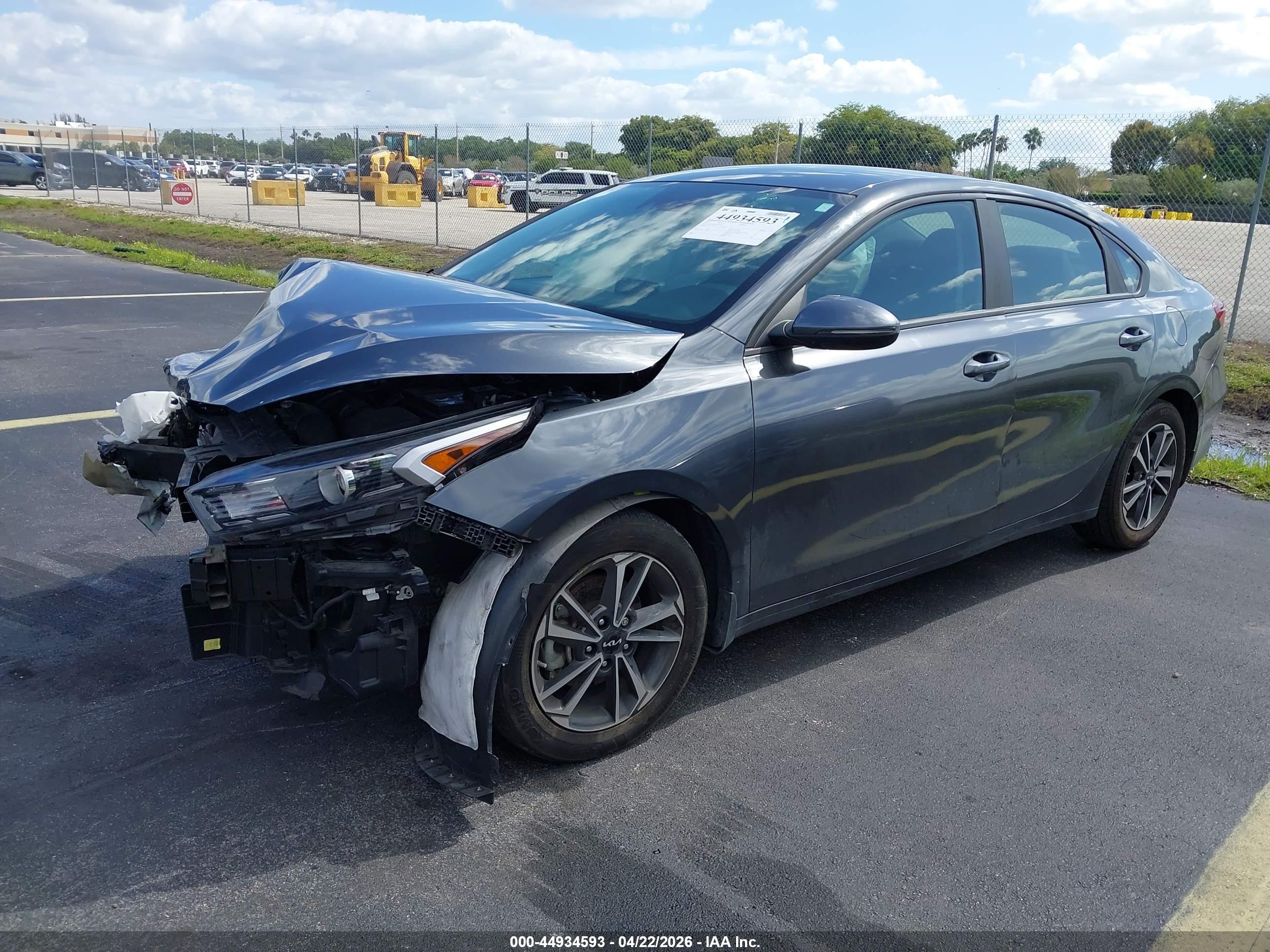 KIA FORTE image 2