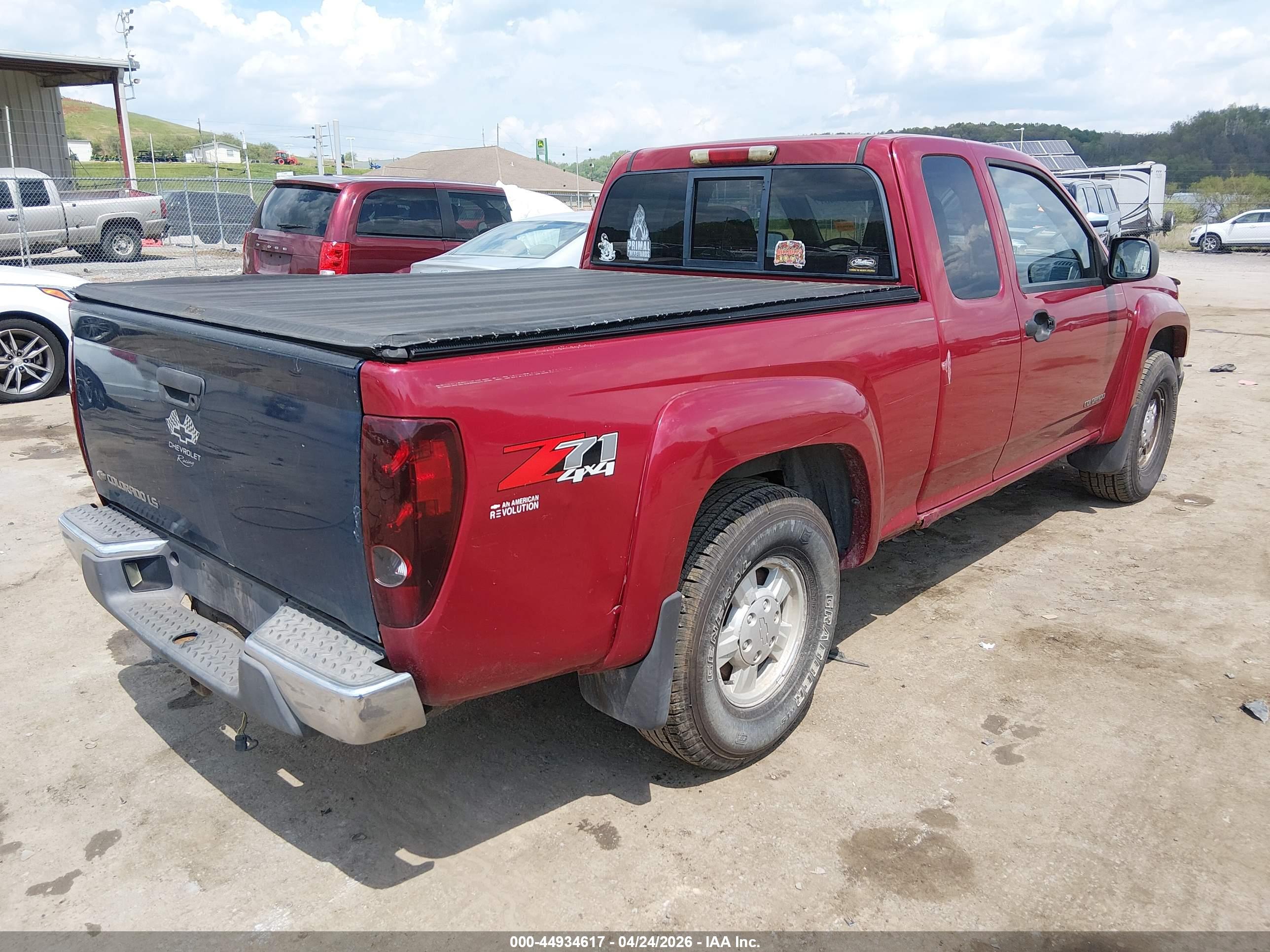 CHEVROLET COLORADO image 4