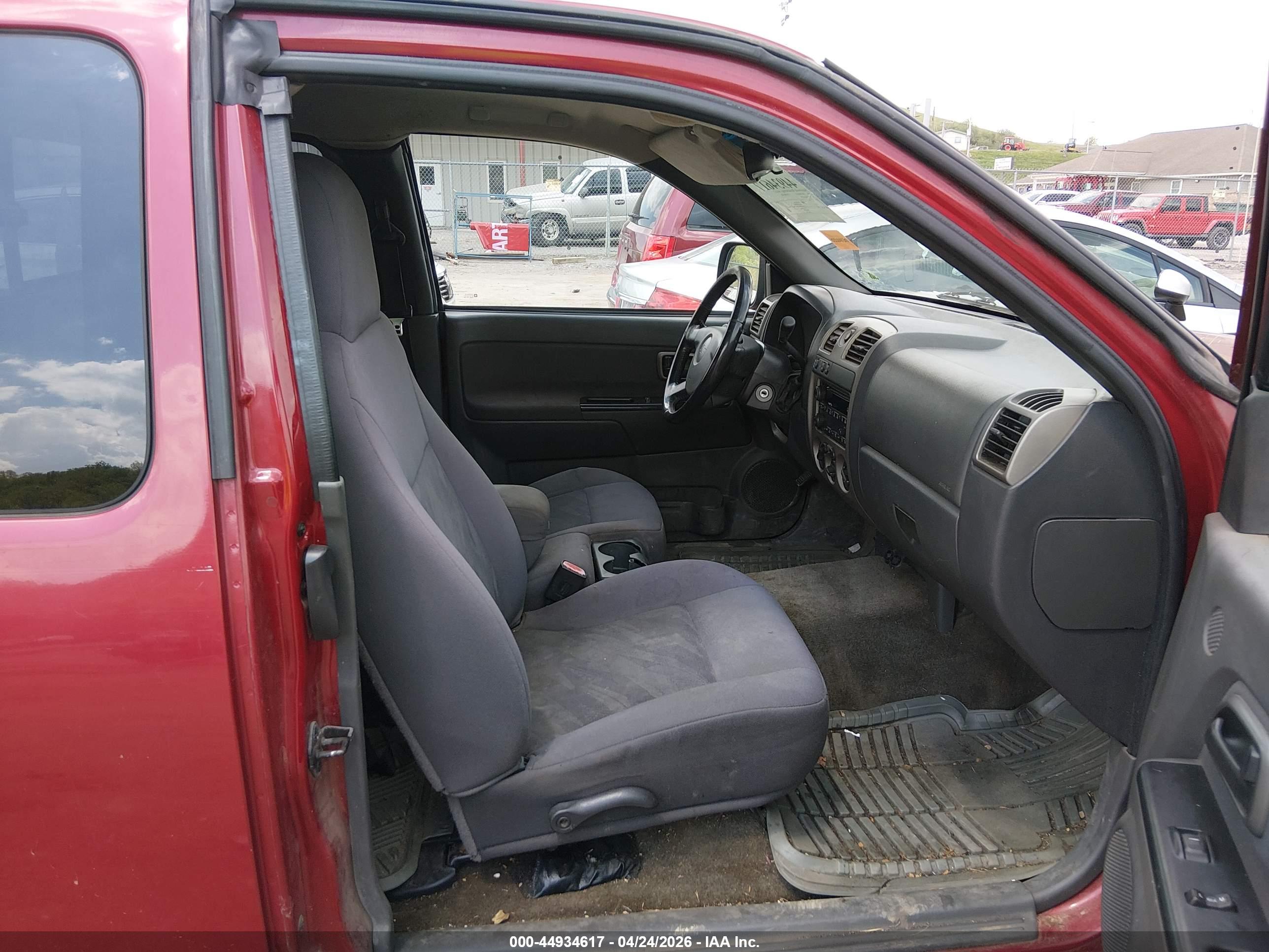 CHEVROLET COLORADO image 5