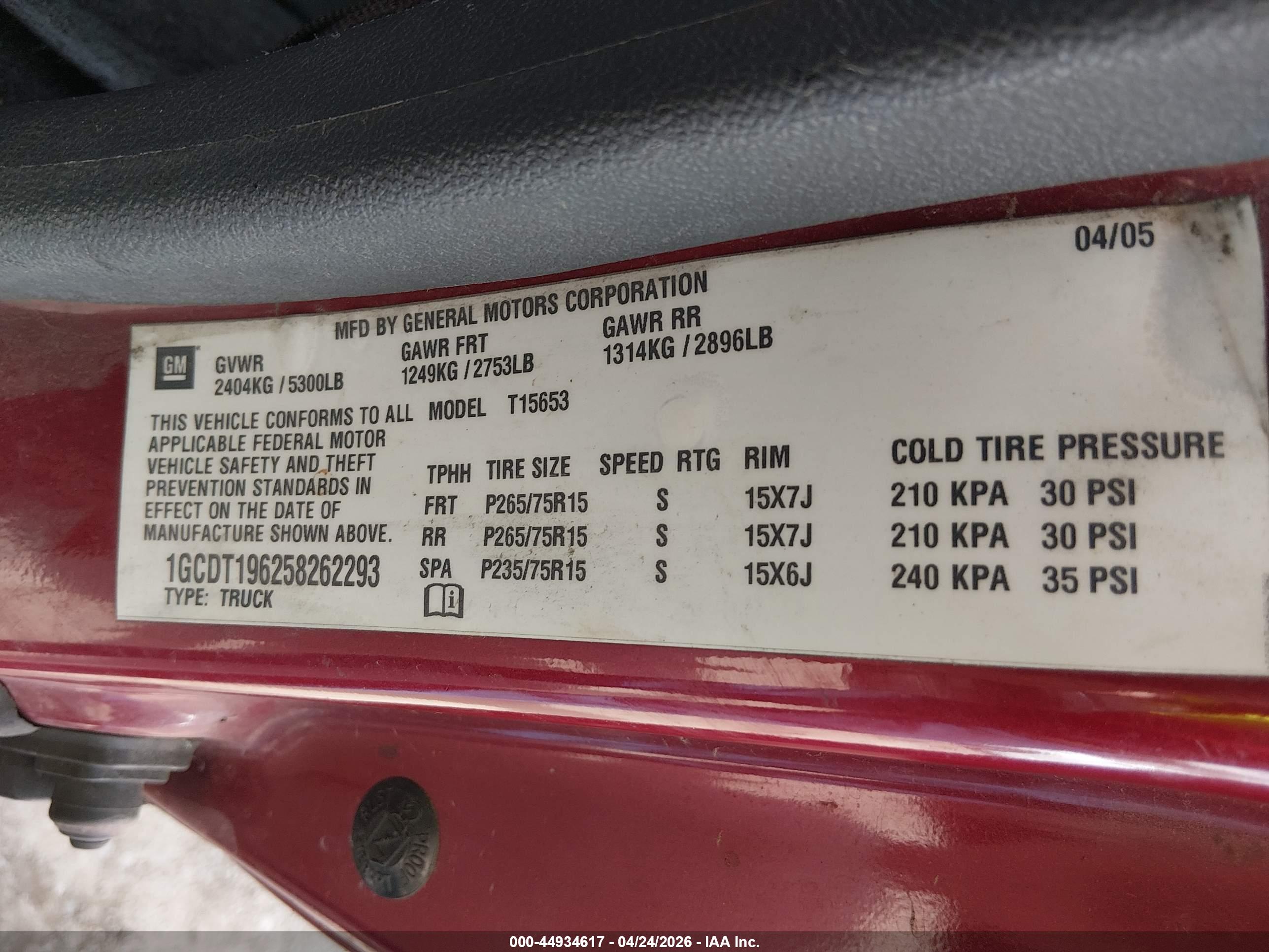 CHEVROLET COLORADO image 9