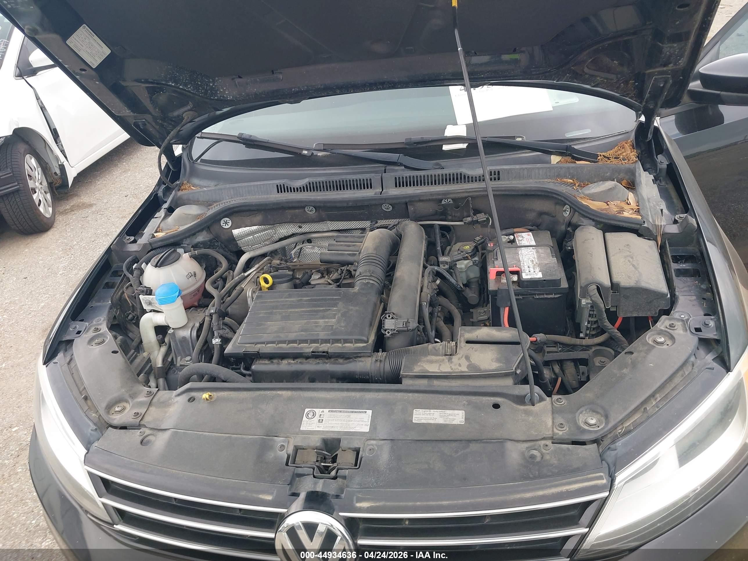 VOLKSWAGEN JETTA image 10