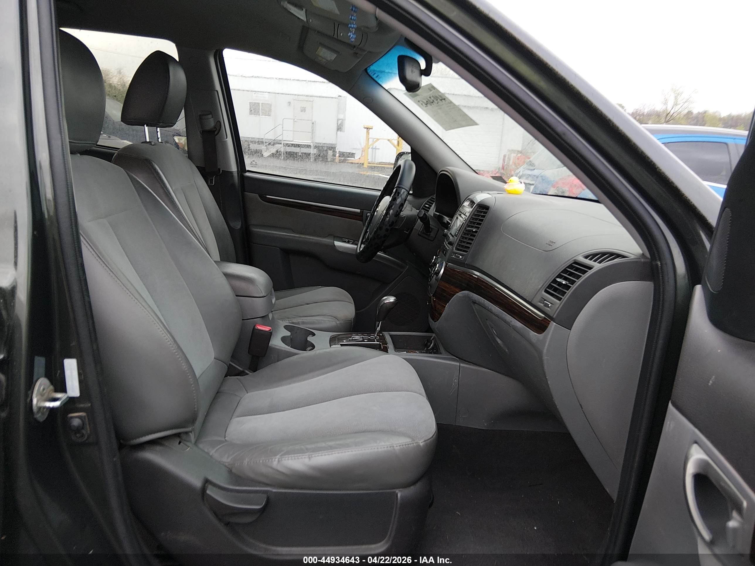 HYUNDAI SANTA image 5