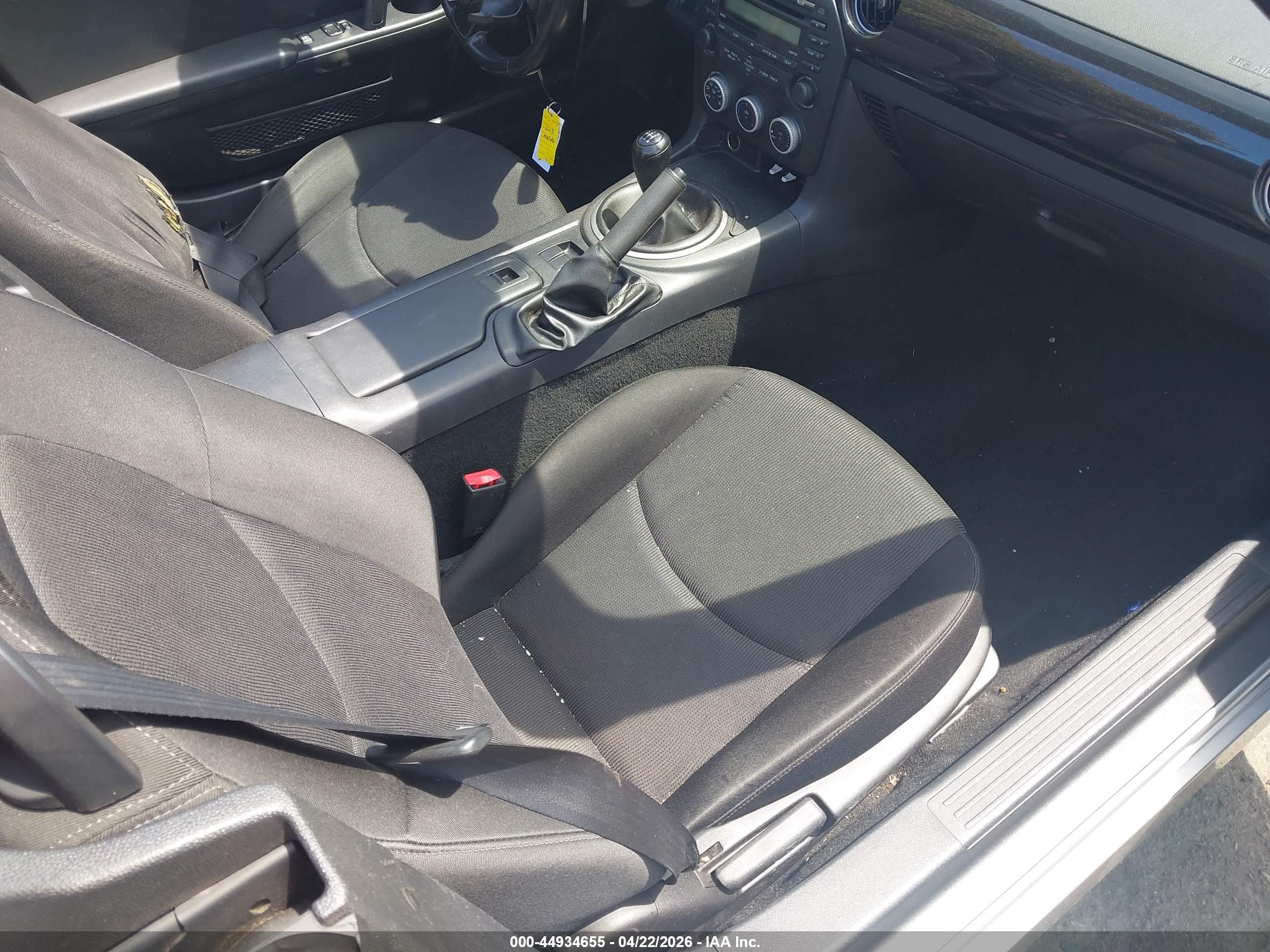 MAZDA MX-5 image 5
