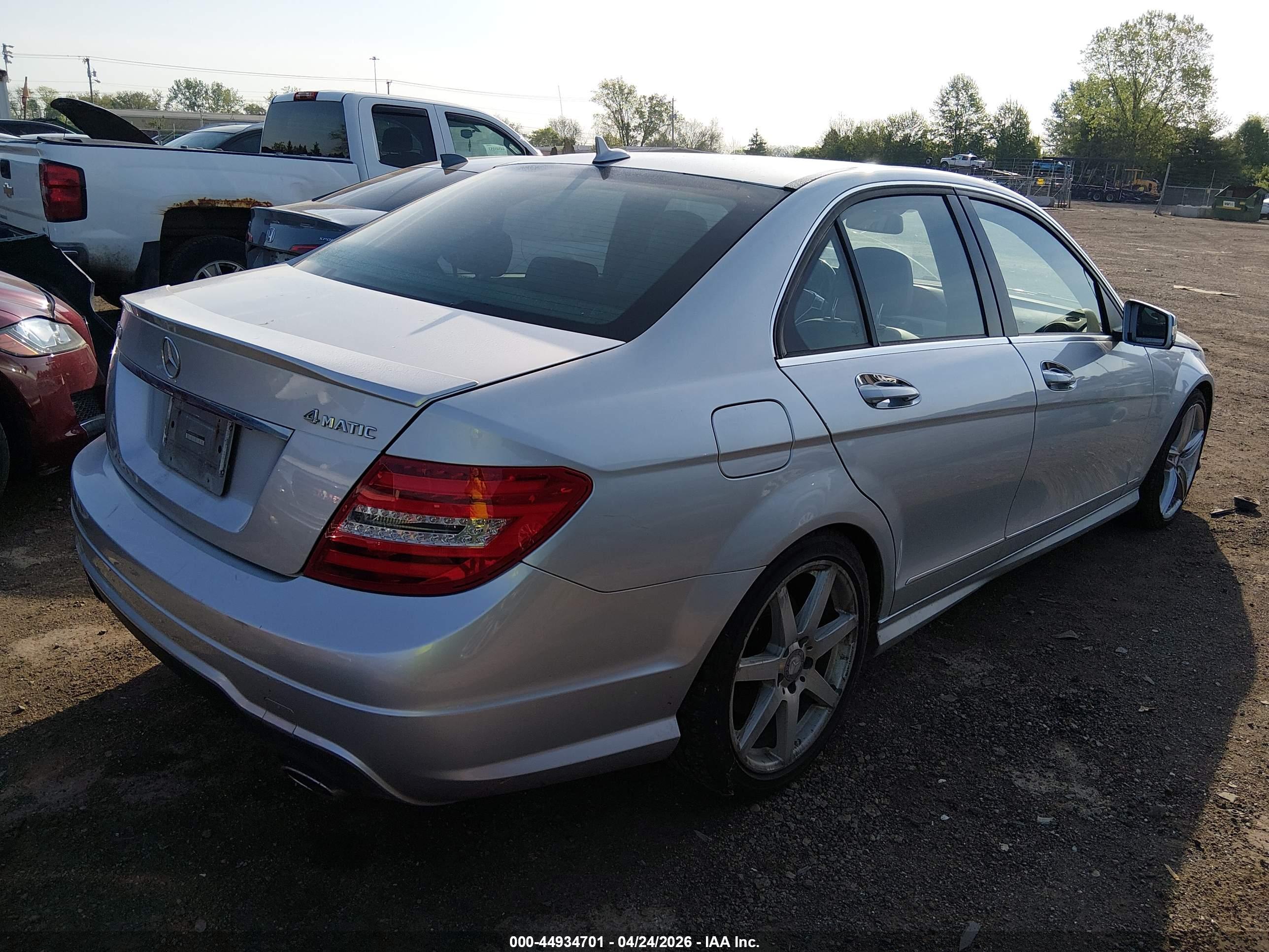 MERCEDES-BENZ C image 4