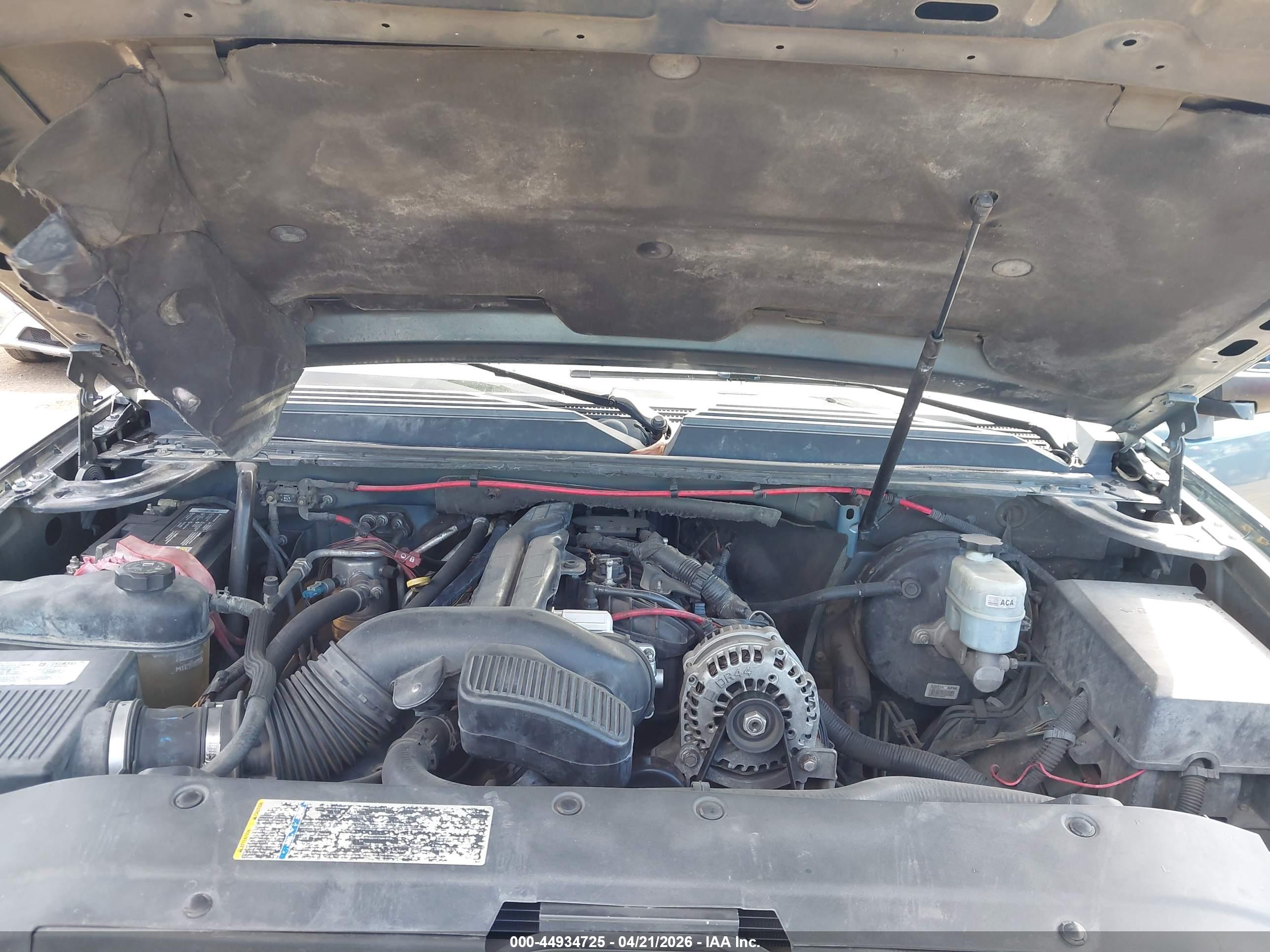 CHEVROLET TAHOE image 10