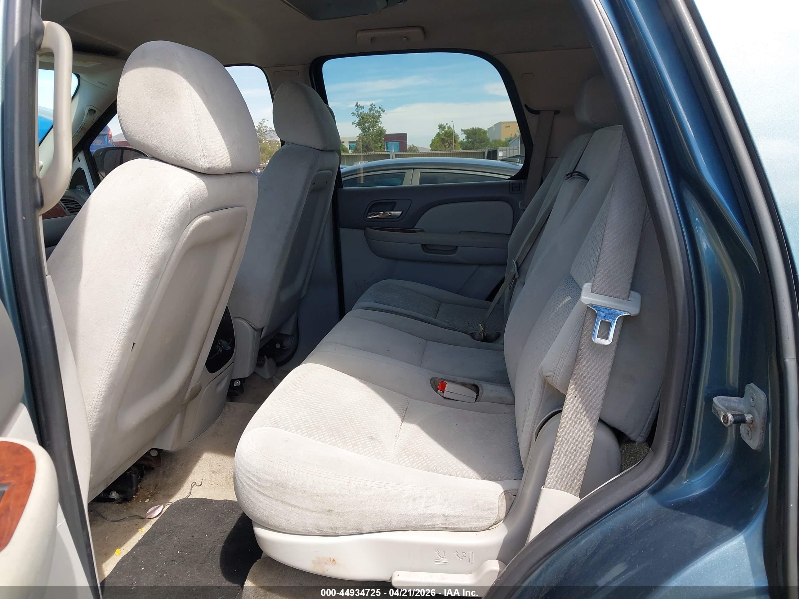 CHEVROLET TAHOE image 8