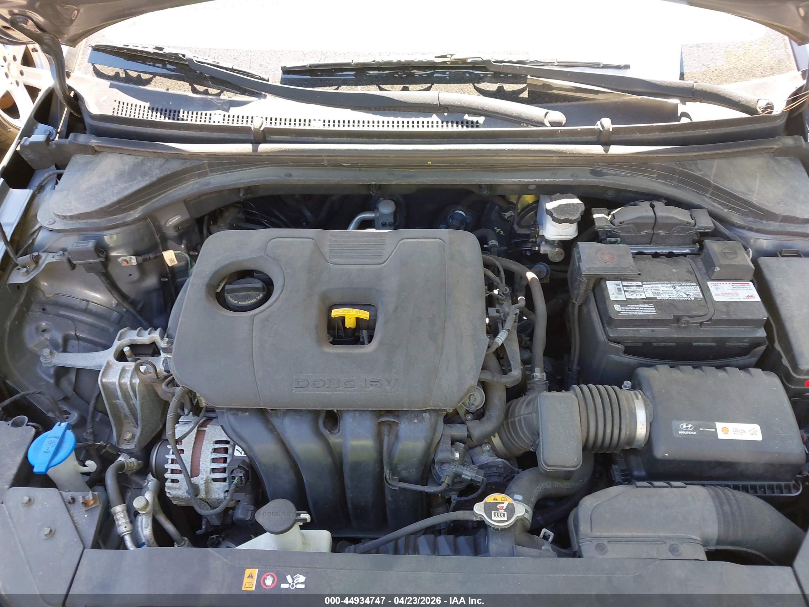 HYUNDAI ELANTRA image 10