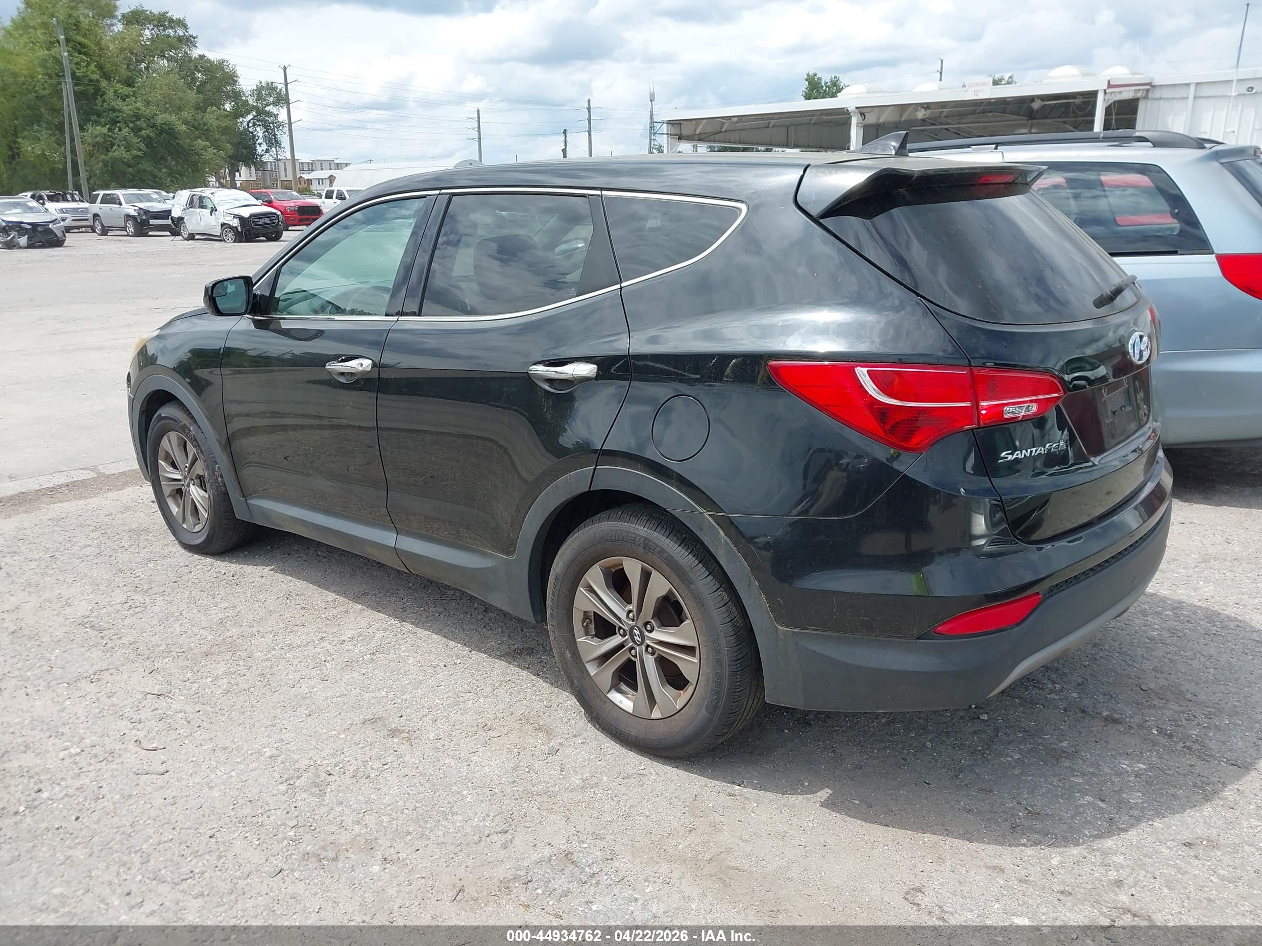 HYUNDAI SANTA image 3